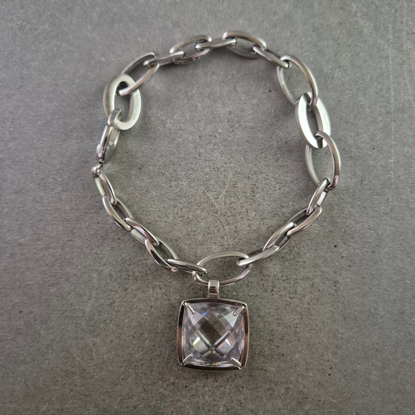 Elegantes Morelia Armband mit Kristallanhänger – Stilvolles Design