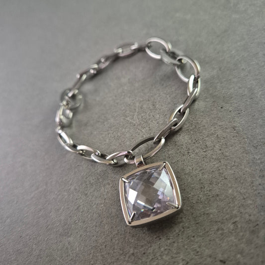 Elegantes Morelia Armband mit Kristallanhänger – Stilvolles Design