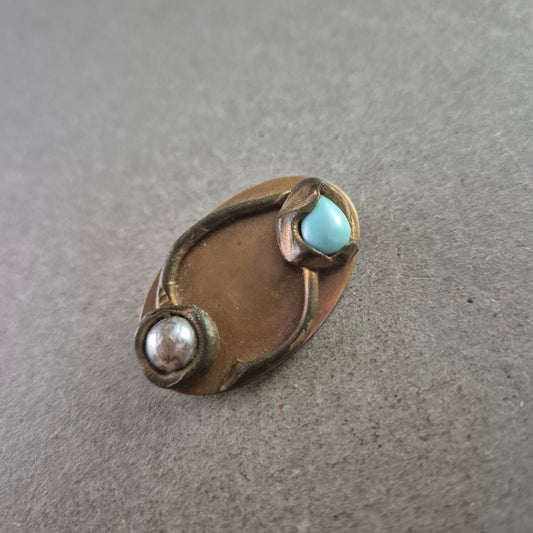 Vintage Brosche mit Türkis- und Perlenelement – Antiker Charme
