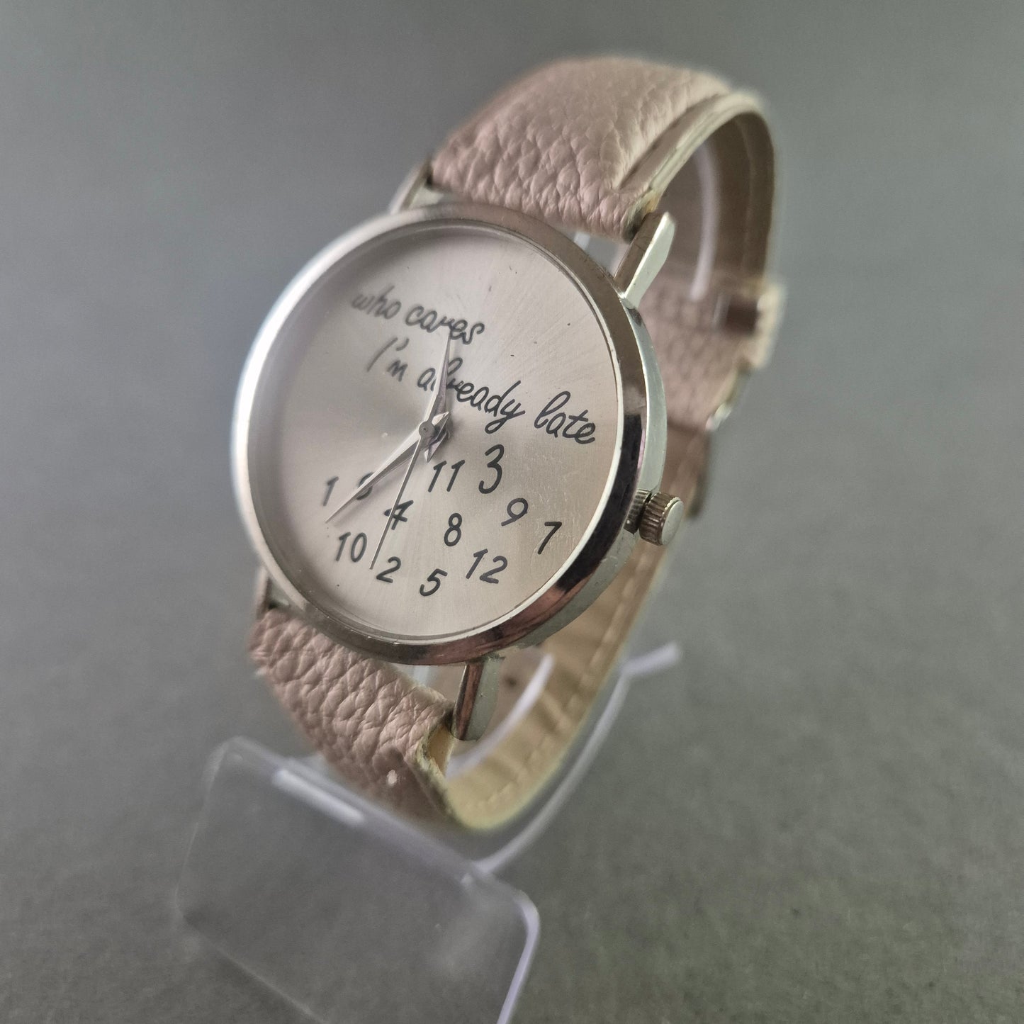 Lustige Damen Uhr mit Spruch und Beige Lederarmband
