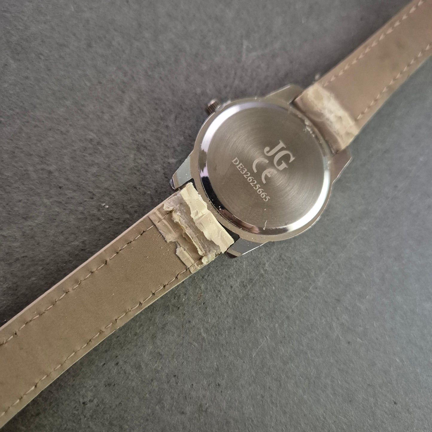 JG Damen Uhr mit Römischen Ziffern und Beige Lederarmband