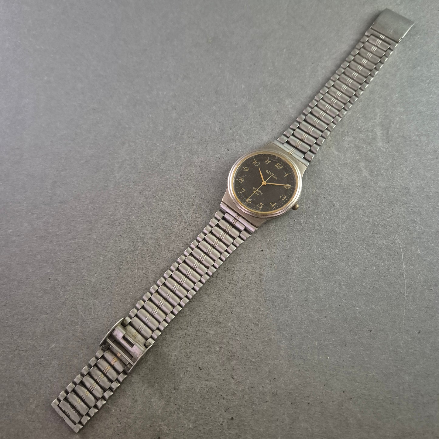 Adora Herren Uhr mit Schwarzem Zifferblatt und Edelstahlarmband