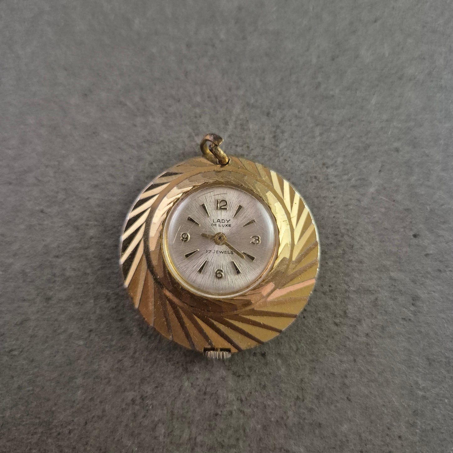 Lapow Damen Anhänger Uhr in Goldoptik – 17 Jewels