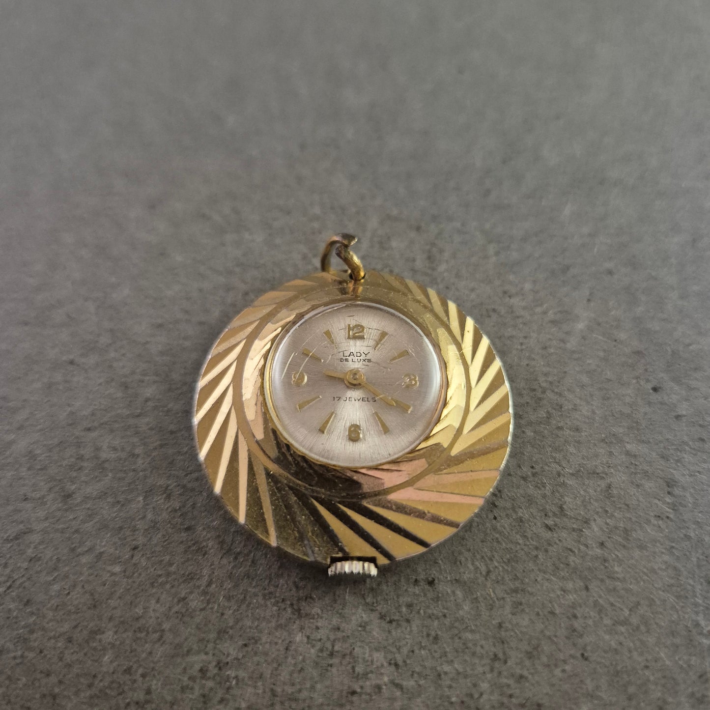 Lapow Damen Anhänger Uhr in Goldoptik – 17 Jewels