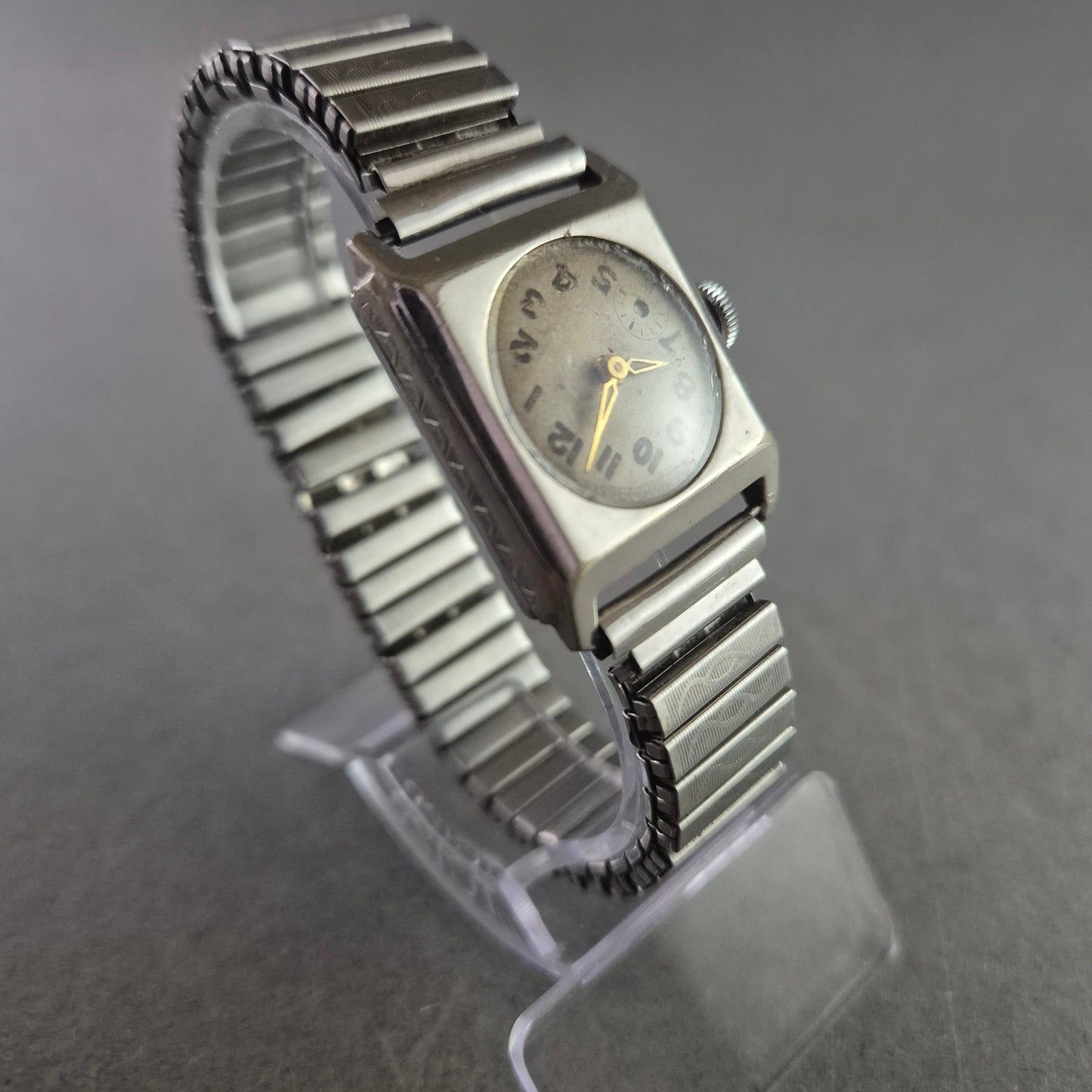 Vintage Damen Uhr mit Quadratischem Gehäuse und Flexband