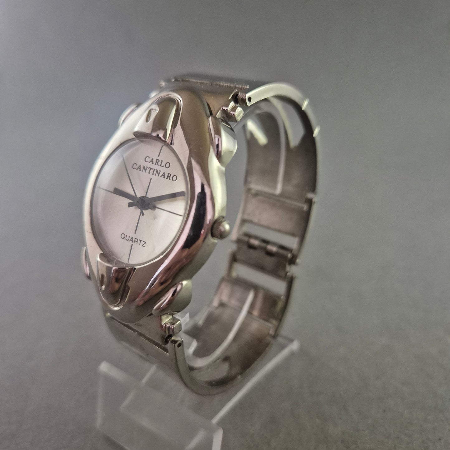 Carlo Cantinaro Damen Uhr – Eleganz in Silberoptik