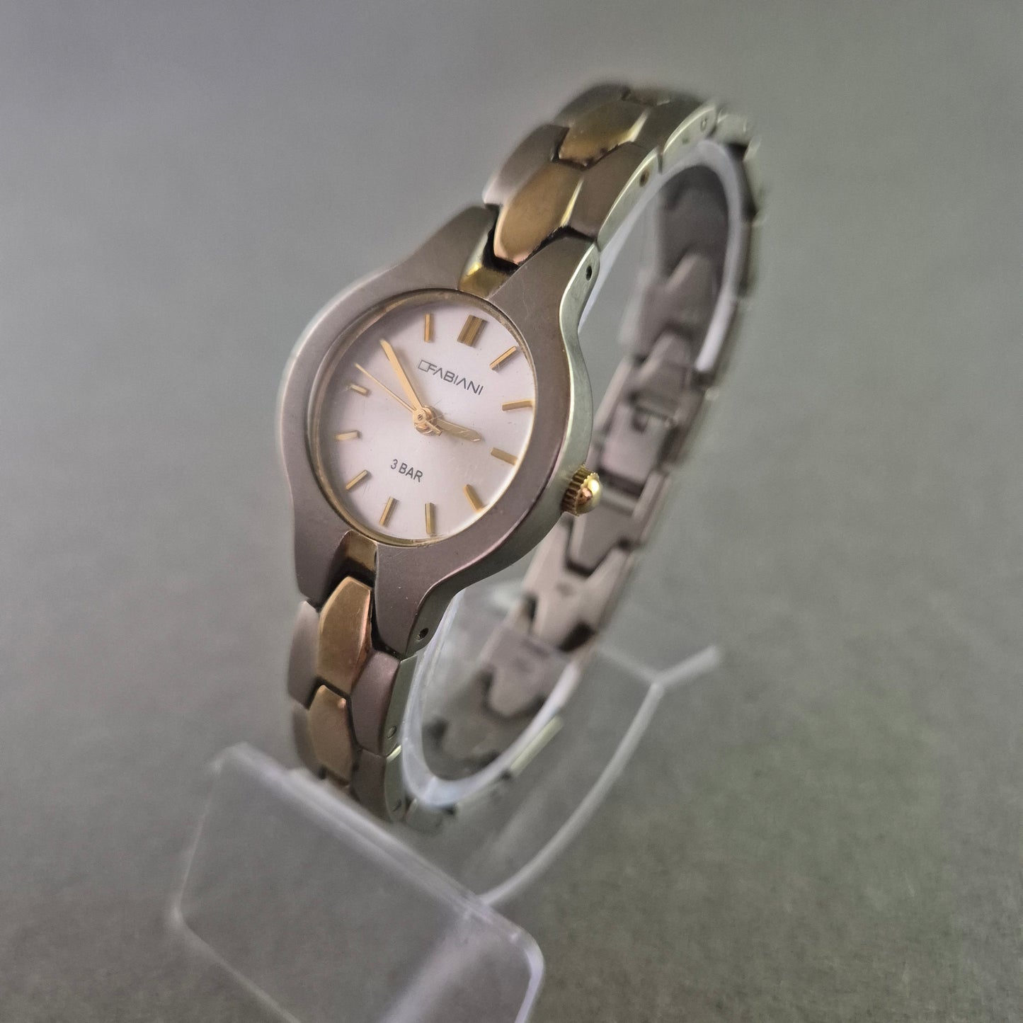 Fabiani Damen Uhr – Titan Gehäuse mit Bicolor Armband