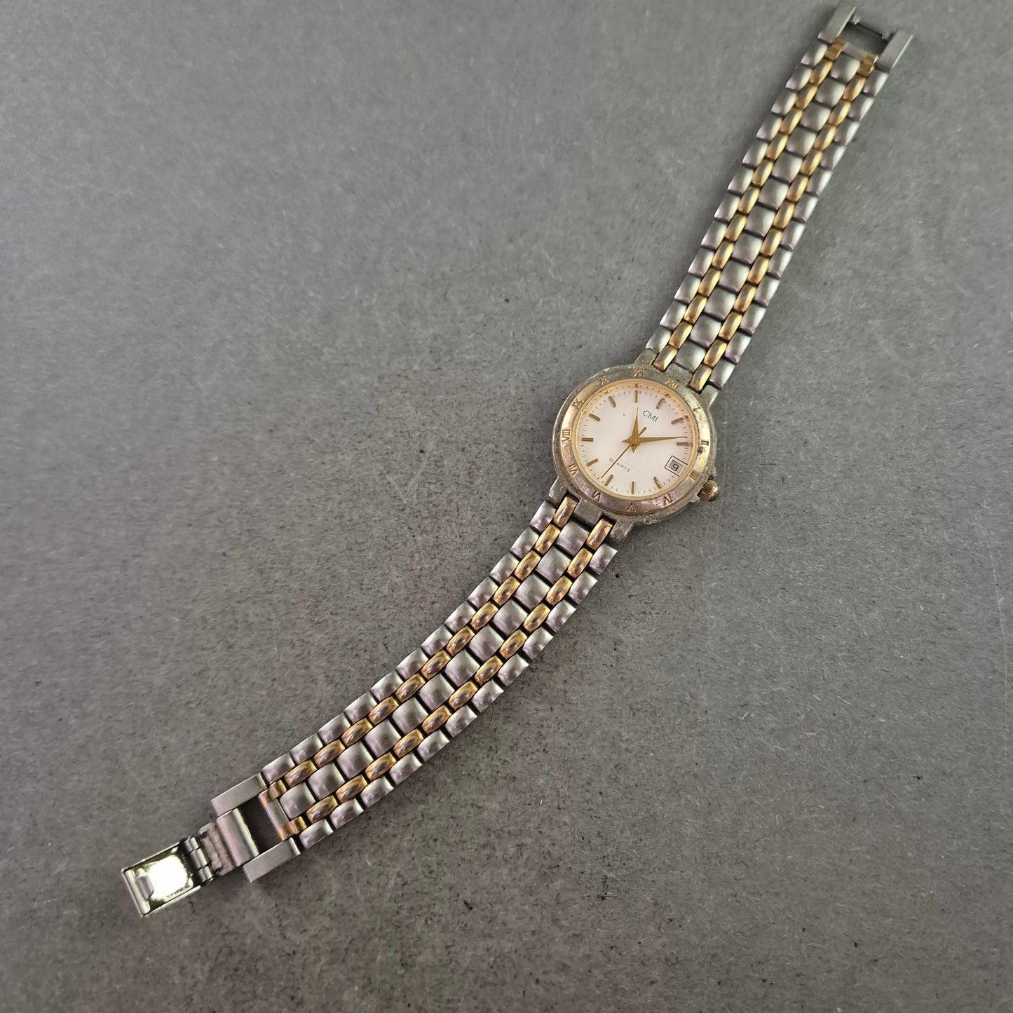 CMI Damen Uhr – Quarz mit Datumsanzeige im Bicolor-Design