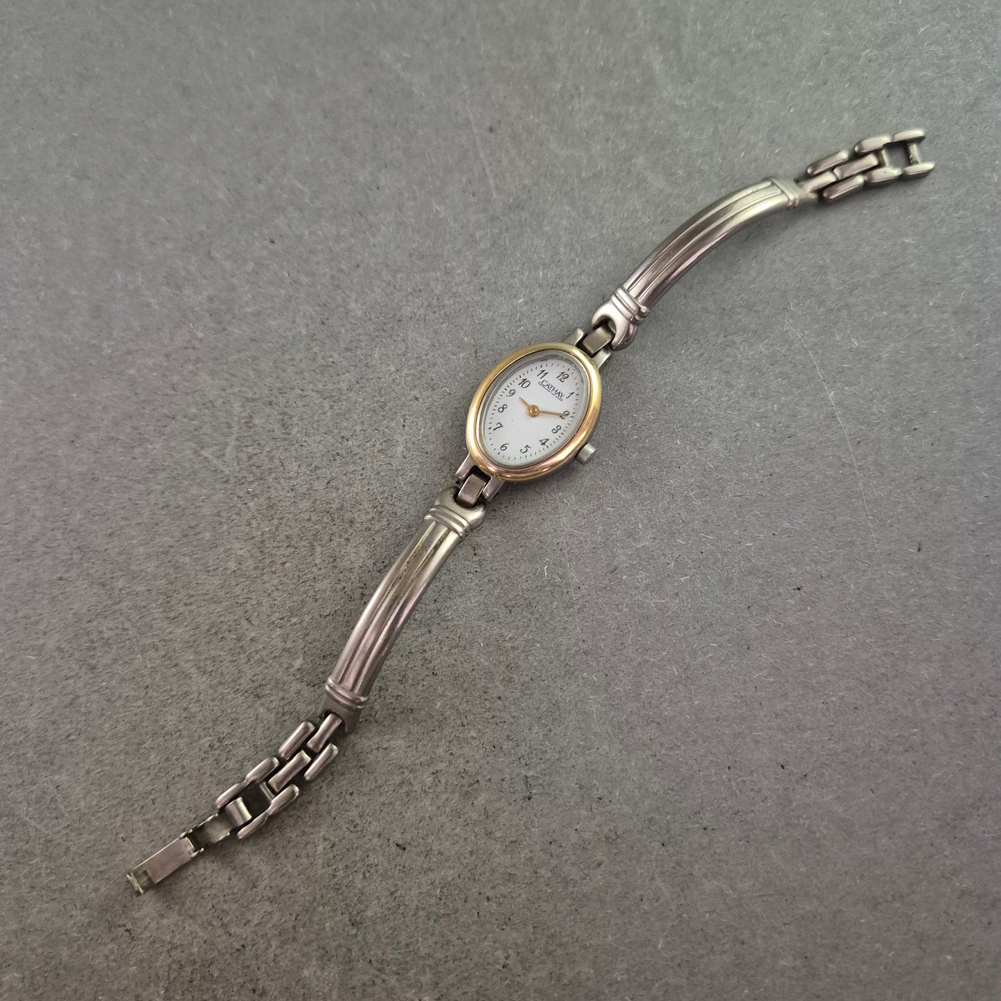 Cathay Damen Uhr – Titan Gehäuse mit Bicolor Akzenten