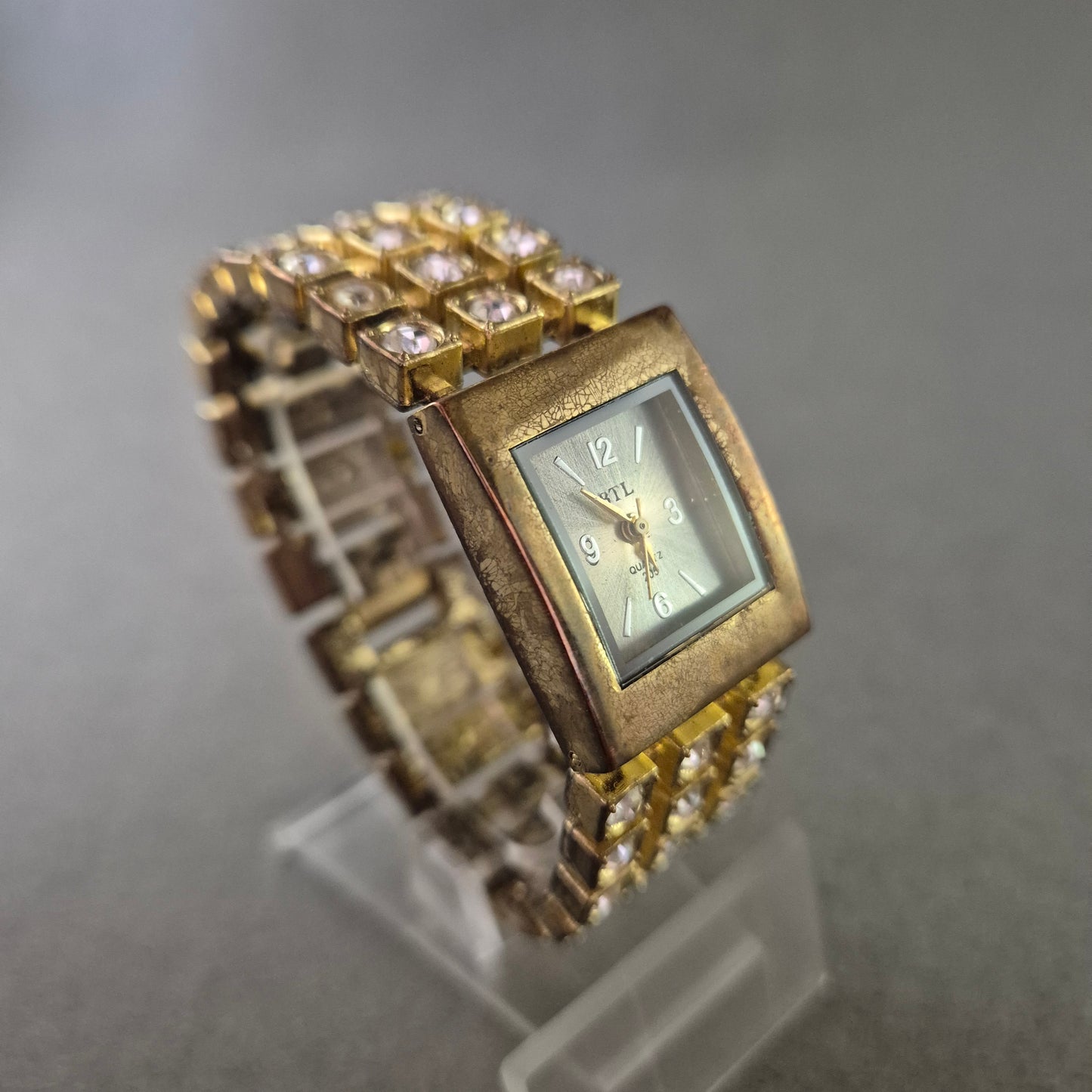 BTL Damen Uhr – Quarz mit Strassarmband im Schmuckstil