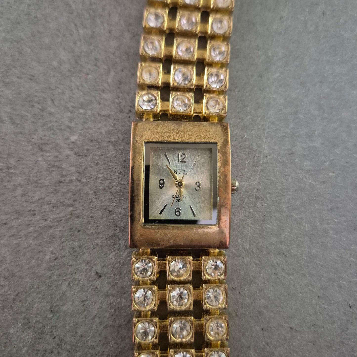 BTL Damen Uhr – Quarz mit Strassarmband im Schmuckstil