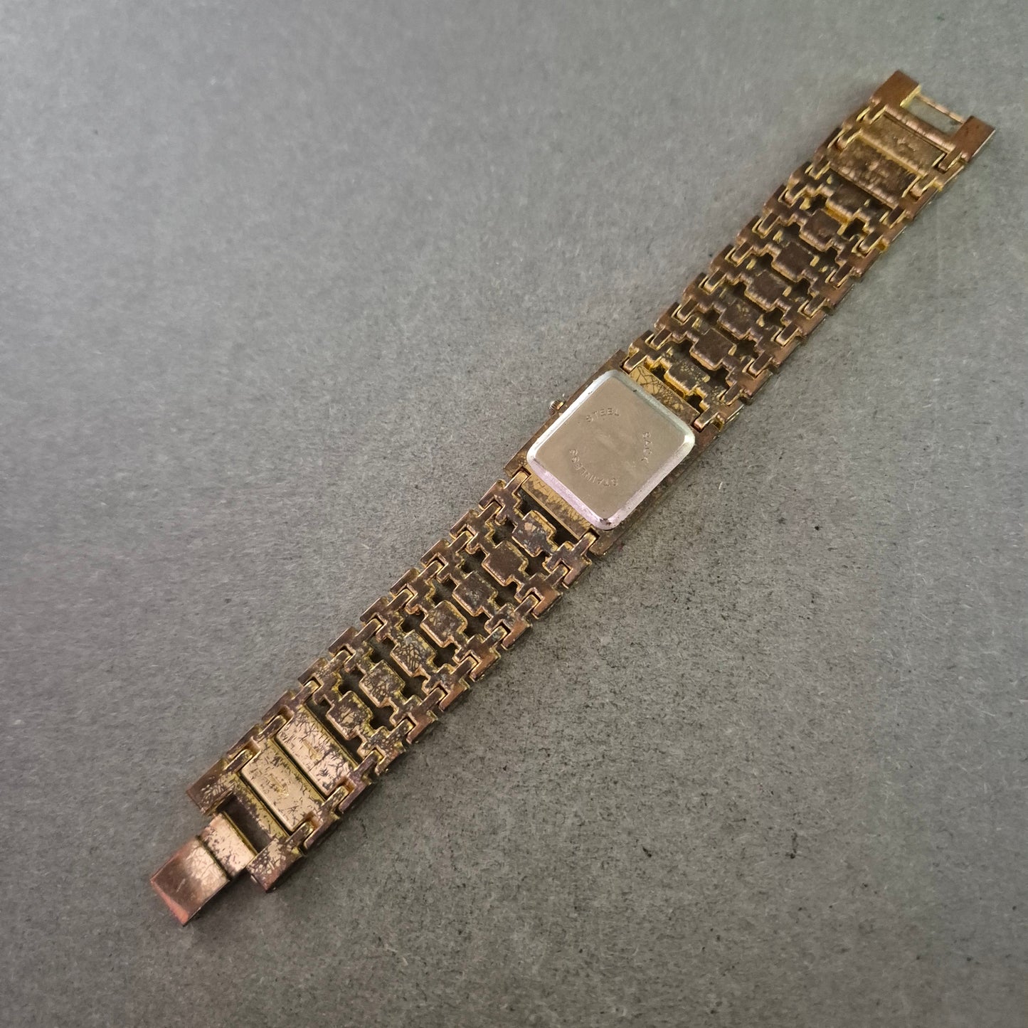 BTL Damen Uhr – Quarz mit Strassarmband im Schmuckstil