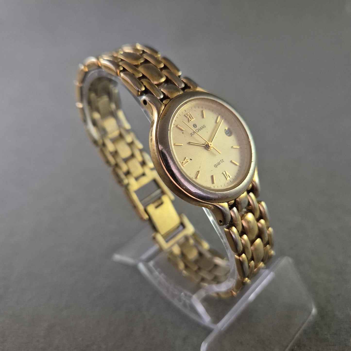 Junghans Damen Uhr – Quarz vergoldet mit Datumsanzeige