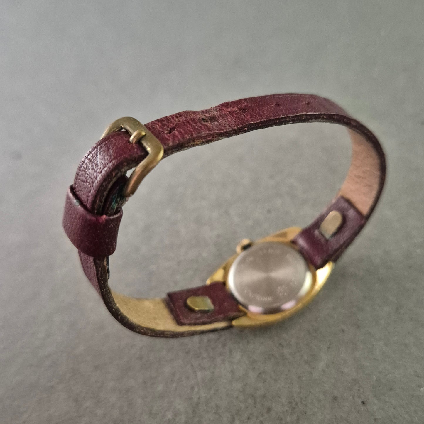 Junghans Damen Uhr – Vintage Handaufzug 17 Jewels