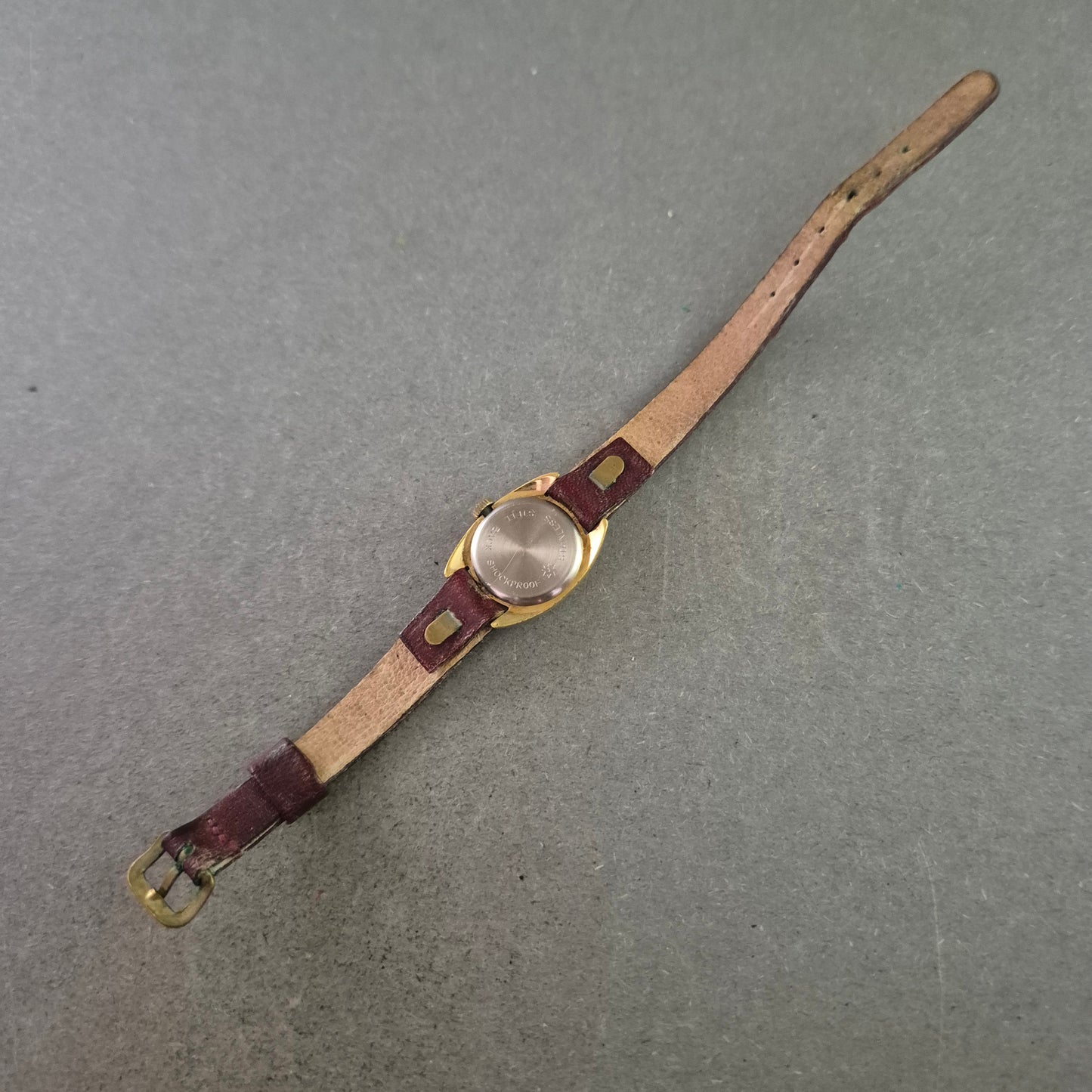 Junghans Damen Uhr – Vintage Handaufzug 17 Jewels