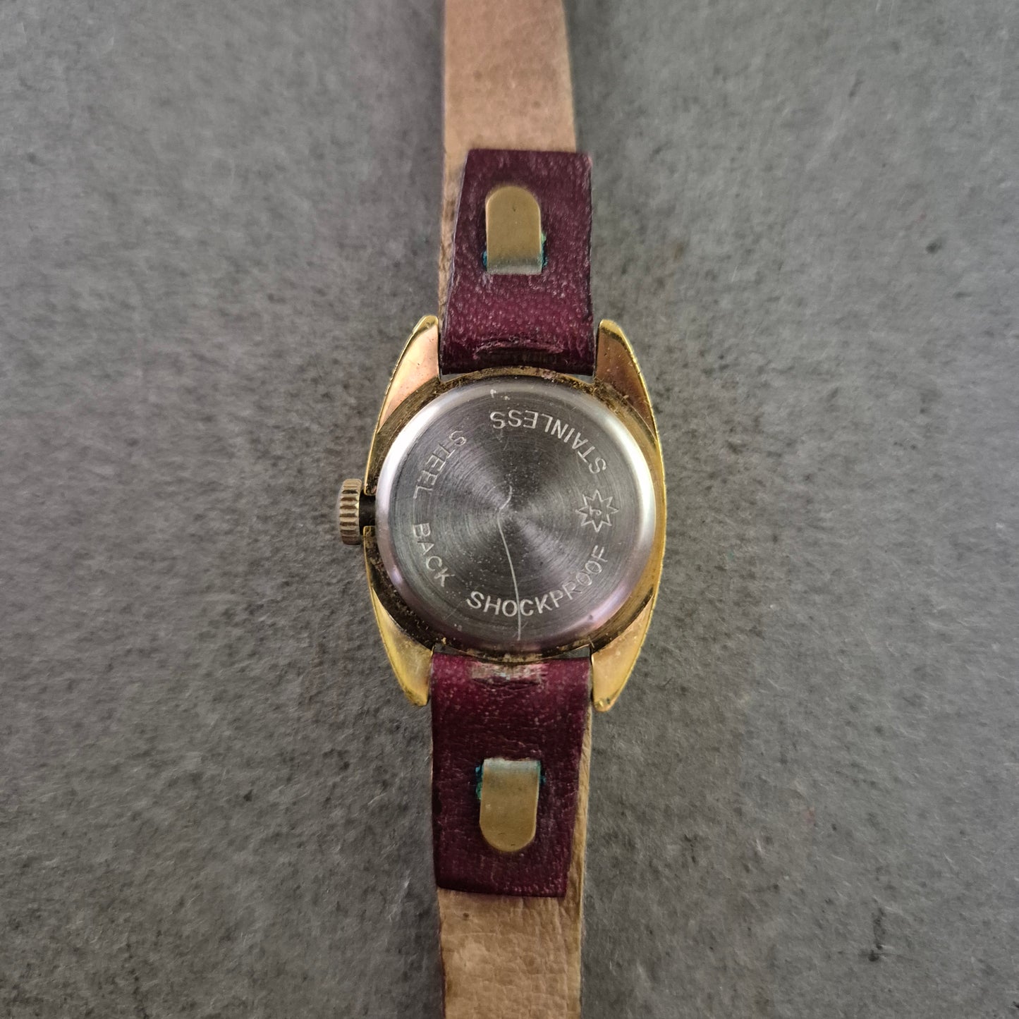Junghans Damen Uhr – Vintage Handaufzug 17 Jewels