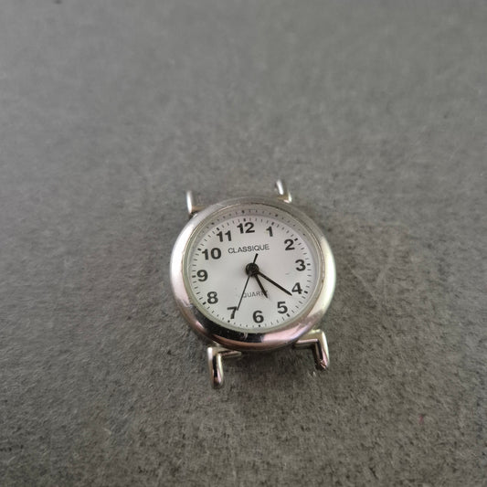 Classique Damen Uhr – Schlichte Quarz Uhr mit Edelstahlboden