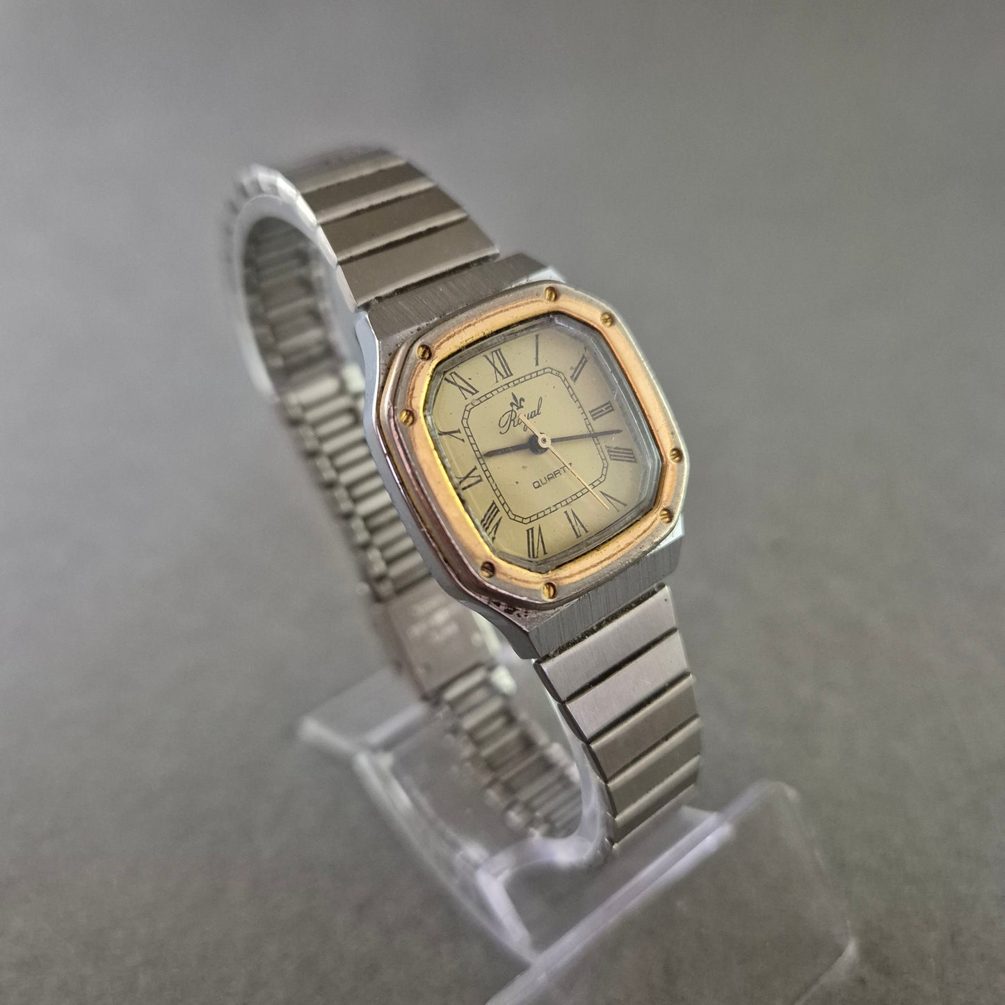 Royal Damen Uhr – Quarzwerk mit römischen Ziffern