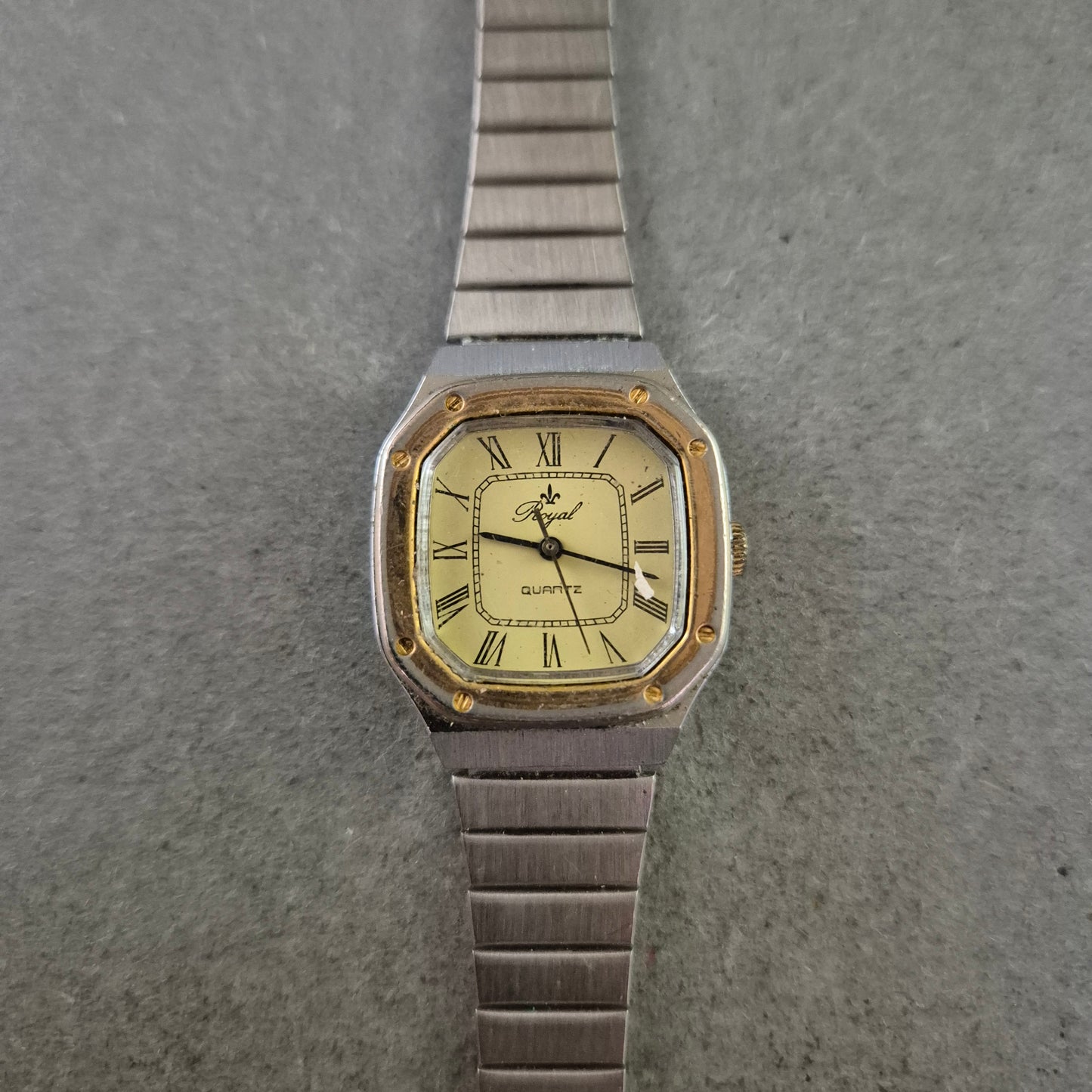 Royal Damen Uhr – Quarzwerk mit römischen Ziffern