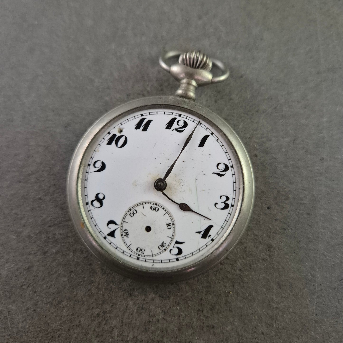 Antike Herren Taschenuhr – Defekt ohne Glas