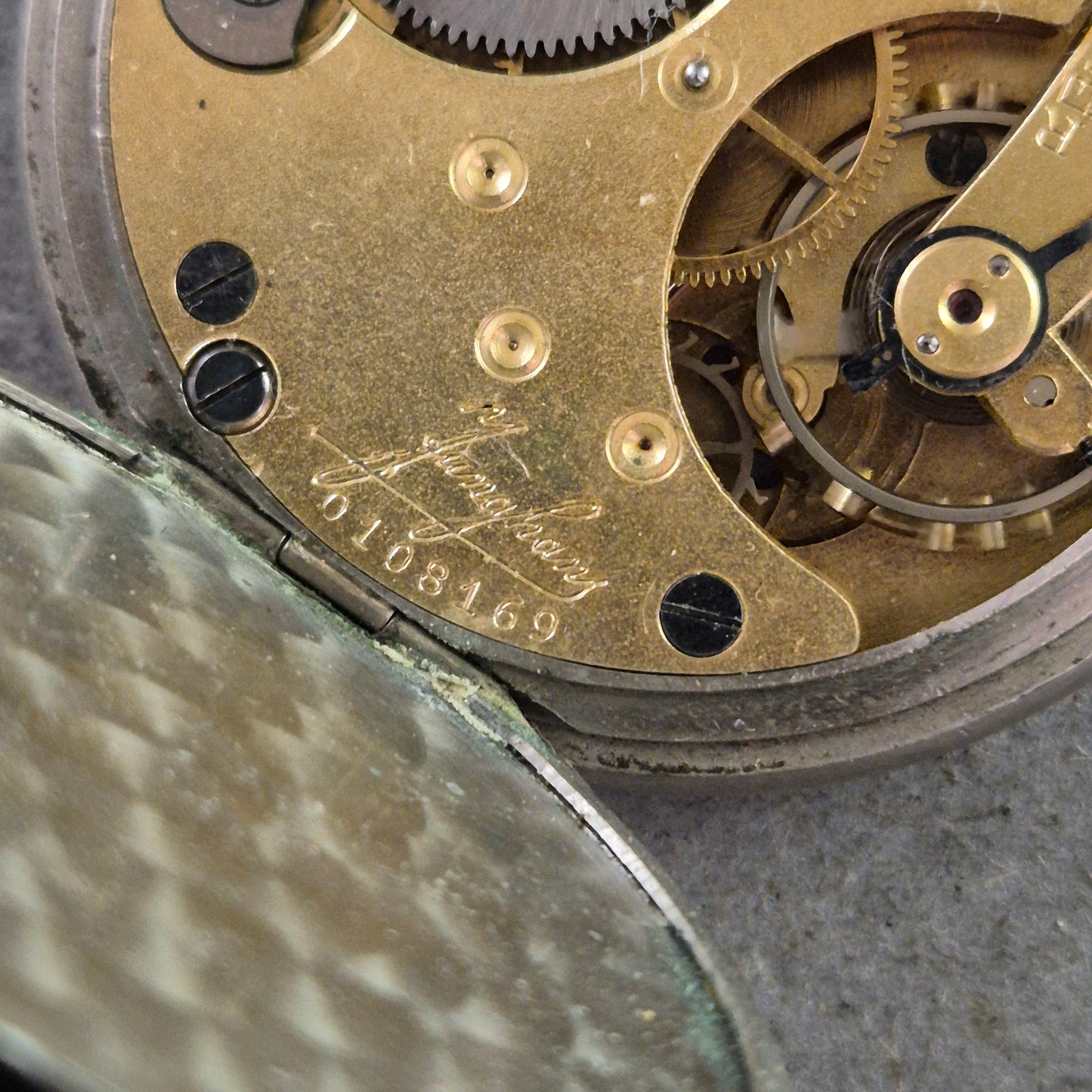 Antike Herren Taschenuhr – Defekt ohne Glas