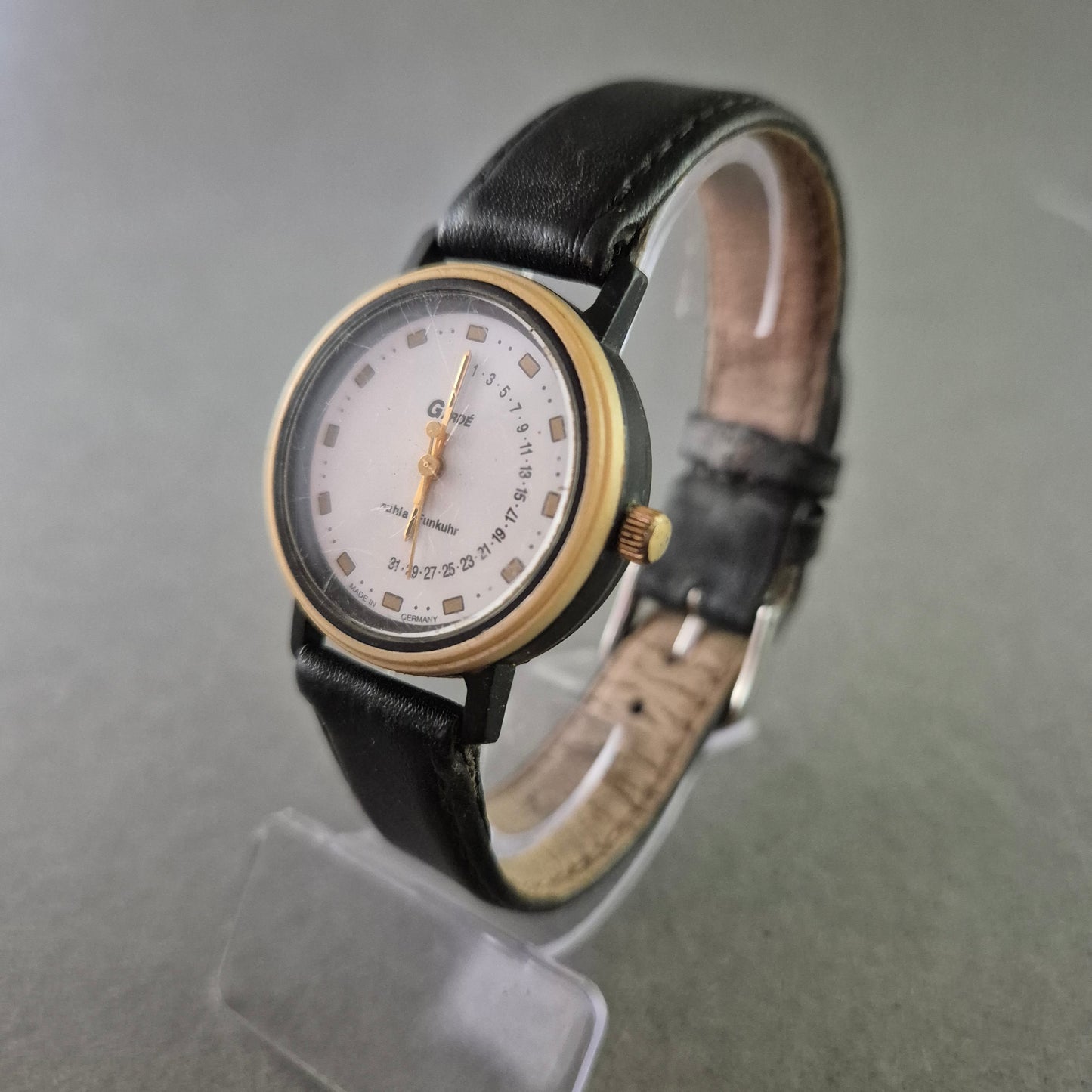 Garde Damen Uhr – Funkuhr mit Datumsanzeige