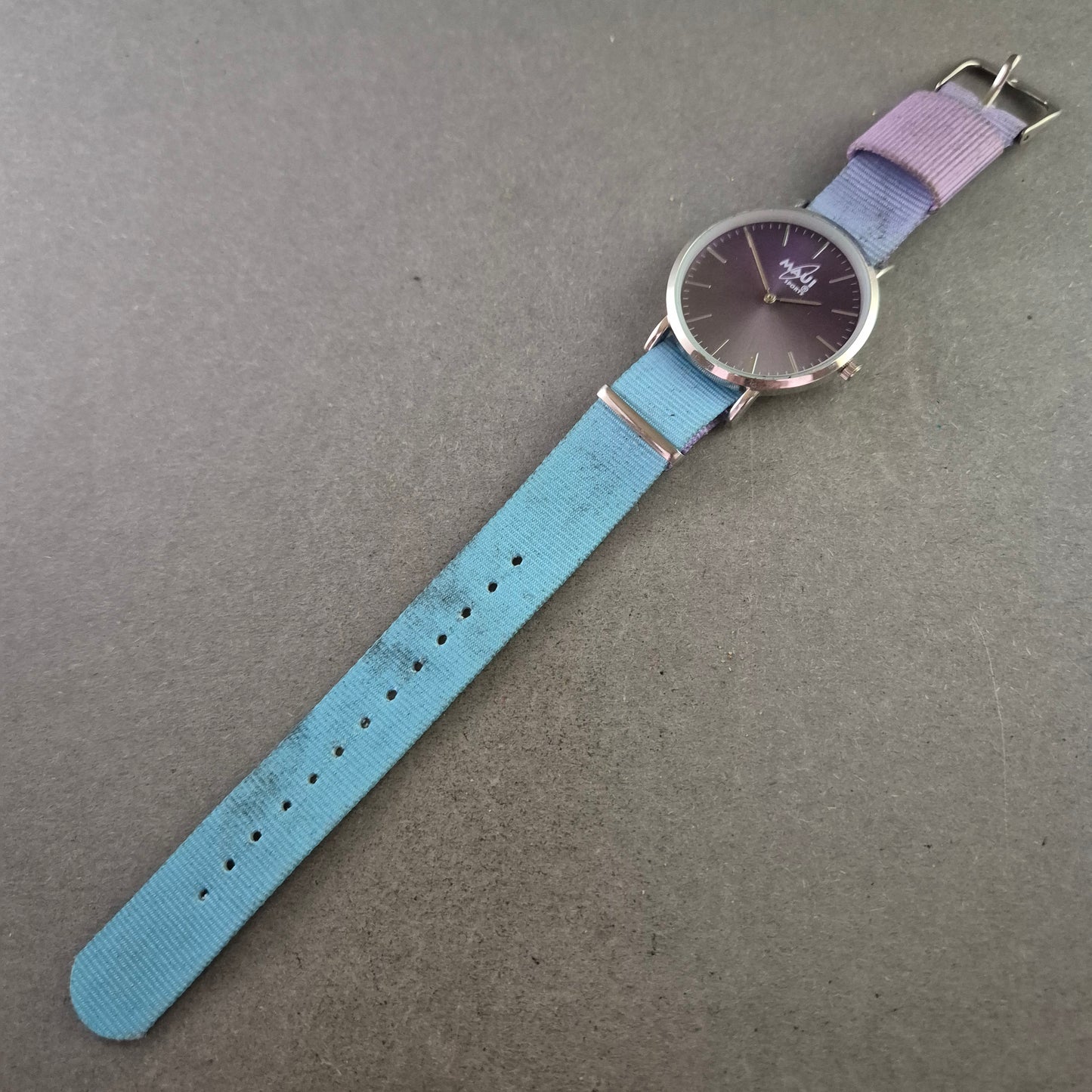 Maui Sports Unisex Uhr – Buntes Textilarmband mit Quarzwerk