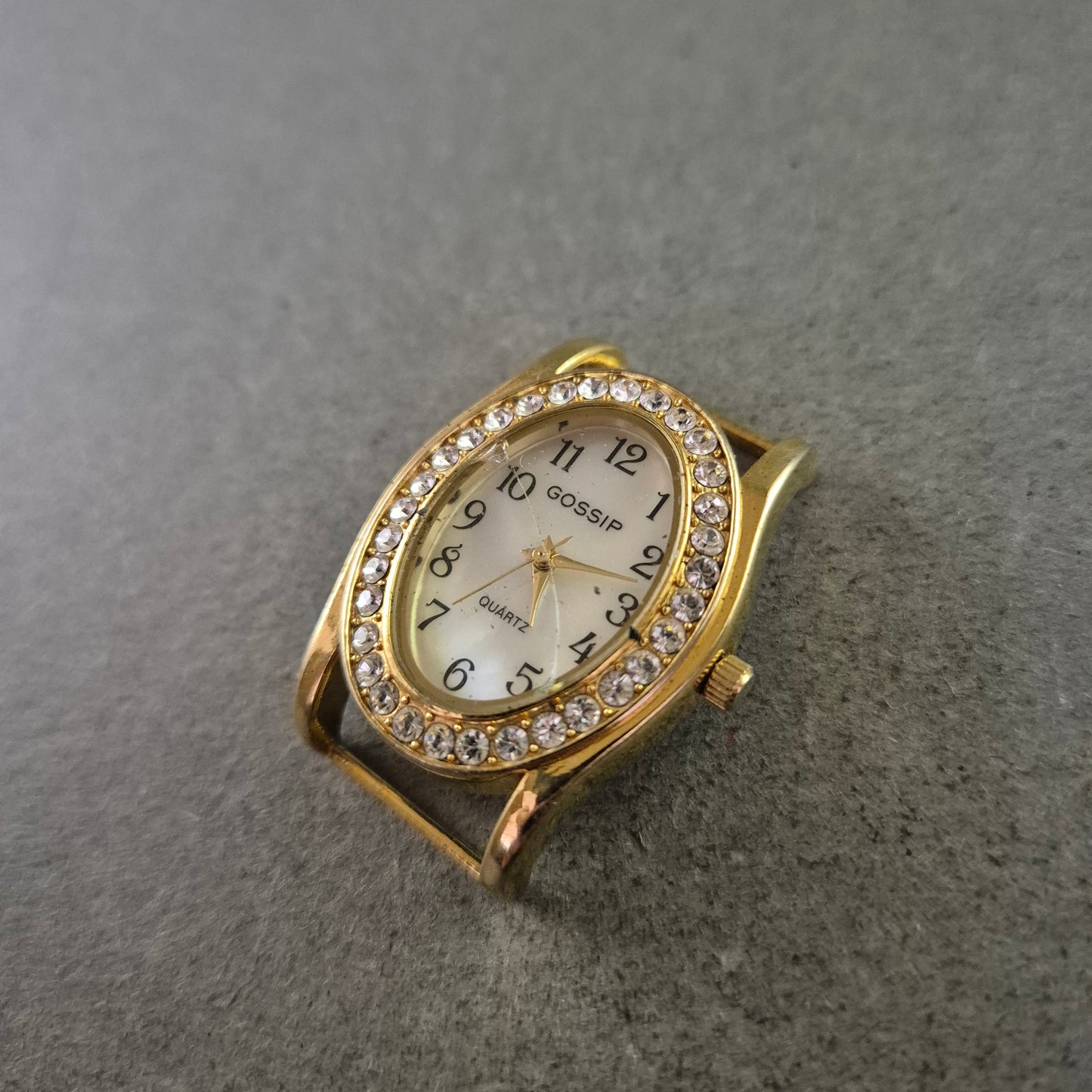 Gossip Damen Uhr – Goldfarben mit Strassbesatz