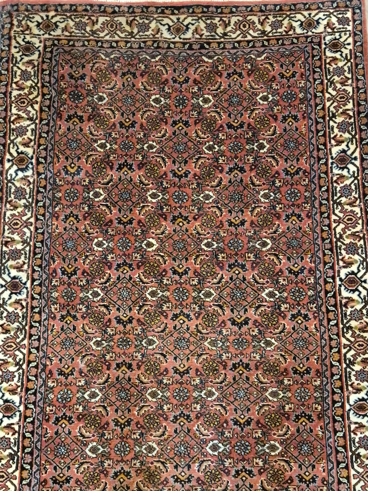 Bidjar Läufer – feines Herati-Muster auf rotem Fond