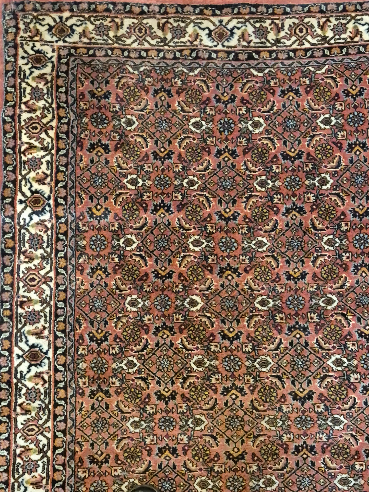 Bidjar Läufer – feines Herati-Muster auf rotem Fond