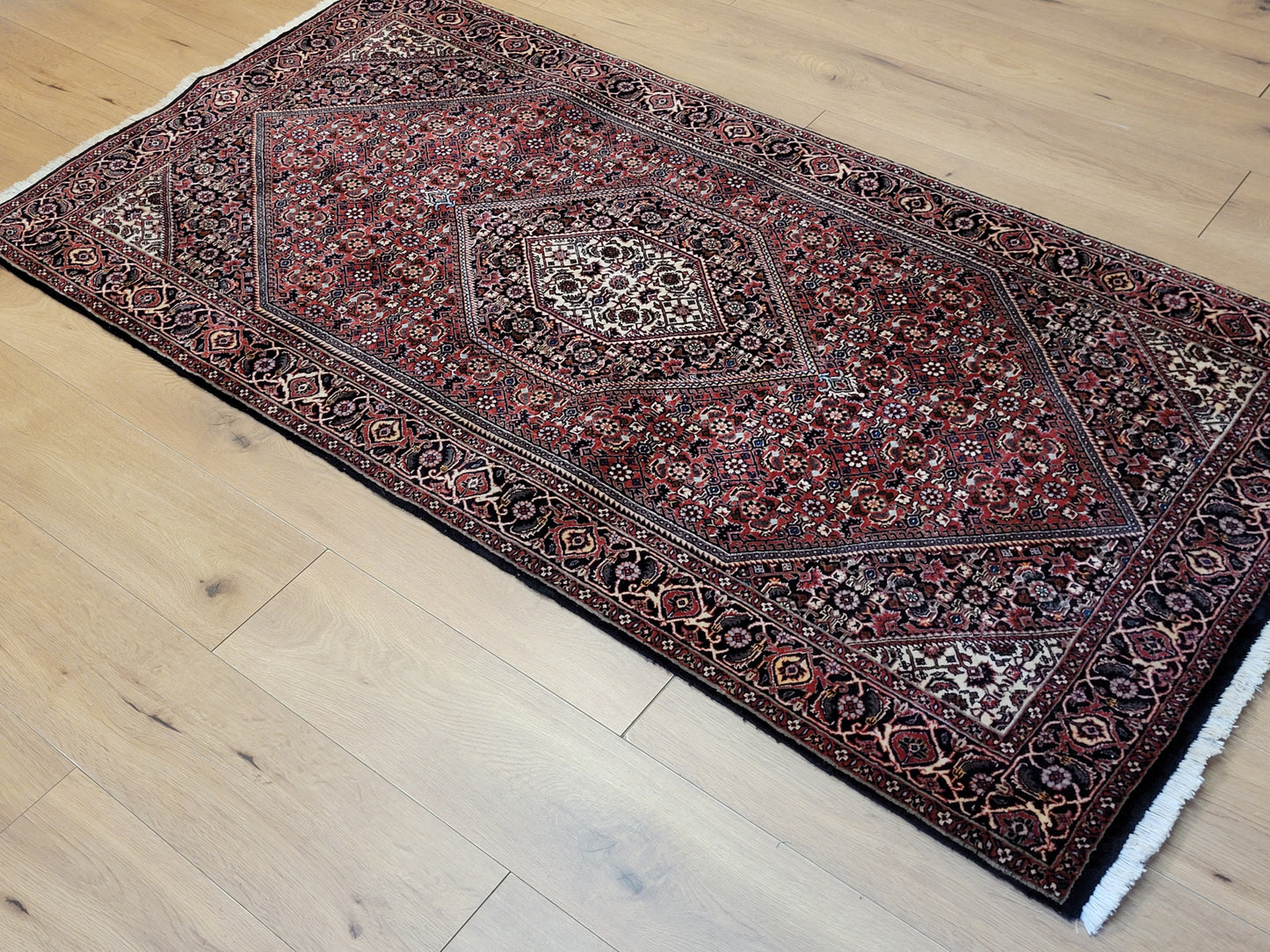 Bidjar Perser Teppich  Korkwolle, klassisches Medaillon-Design, fein geknüpft