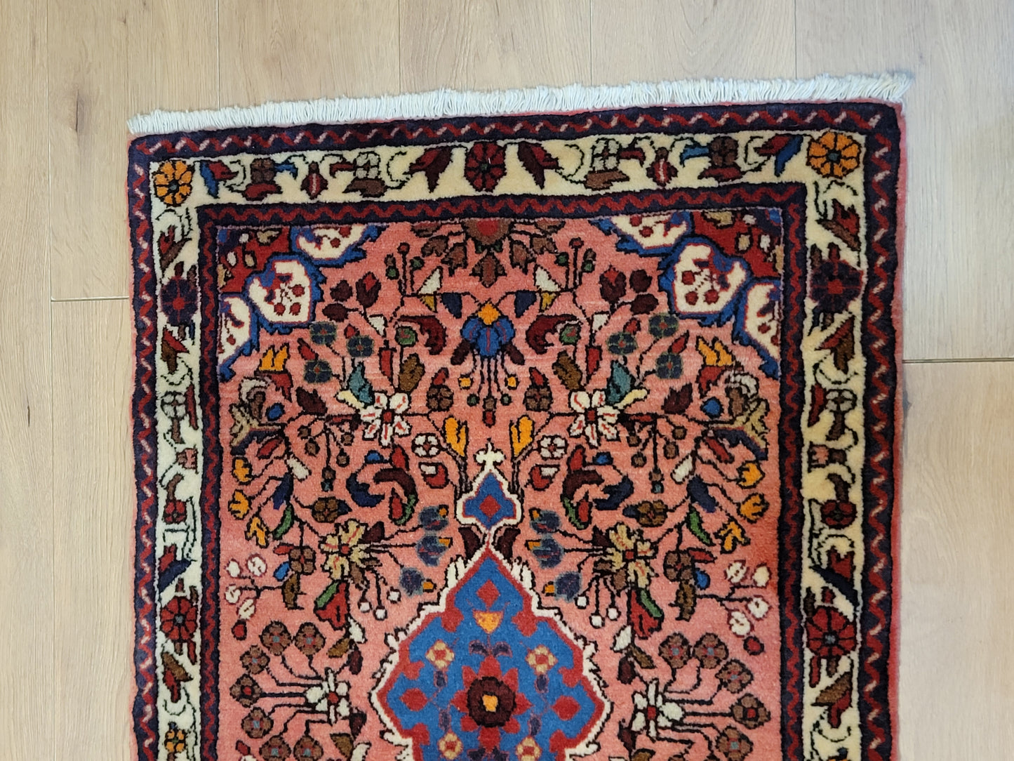 Sarough Perserteppich Läufer – Korkwolle mit Seide, florales Design