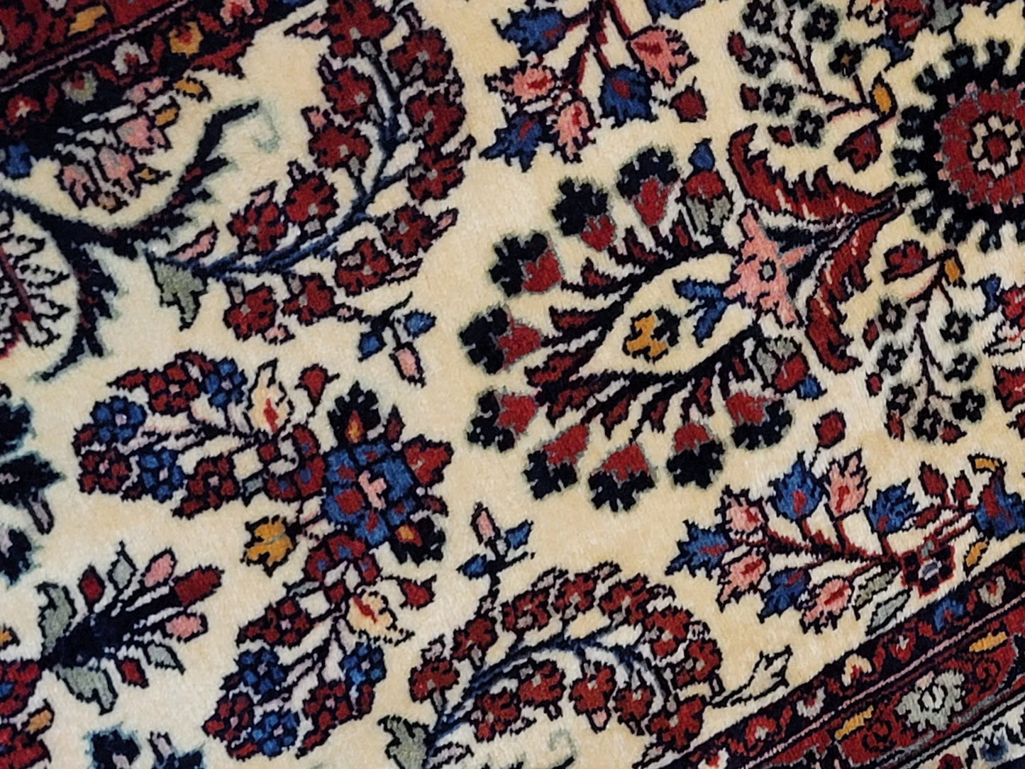 Sarough Perserteppich Läufer 210 × 75 cm – Korkwolle, florales Muster