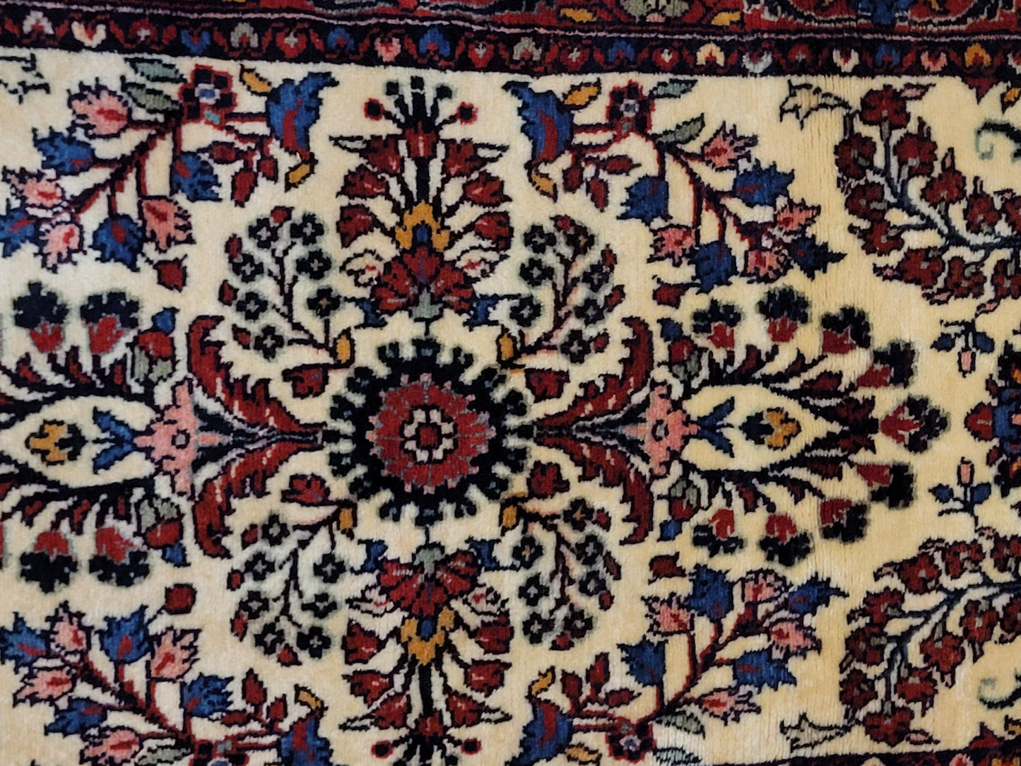 Sarough Perserteppich Läufer 210 × 75 cm – Korkwolle, florales Muster