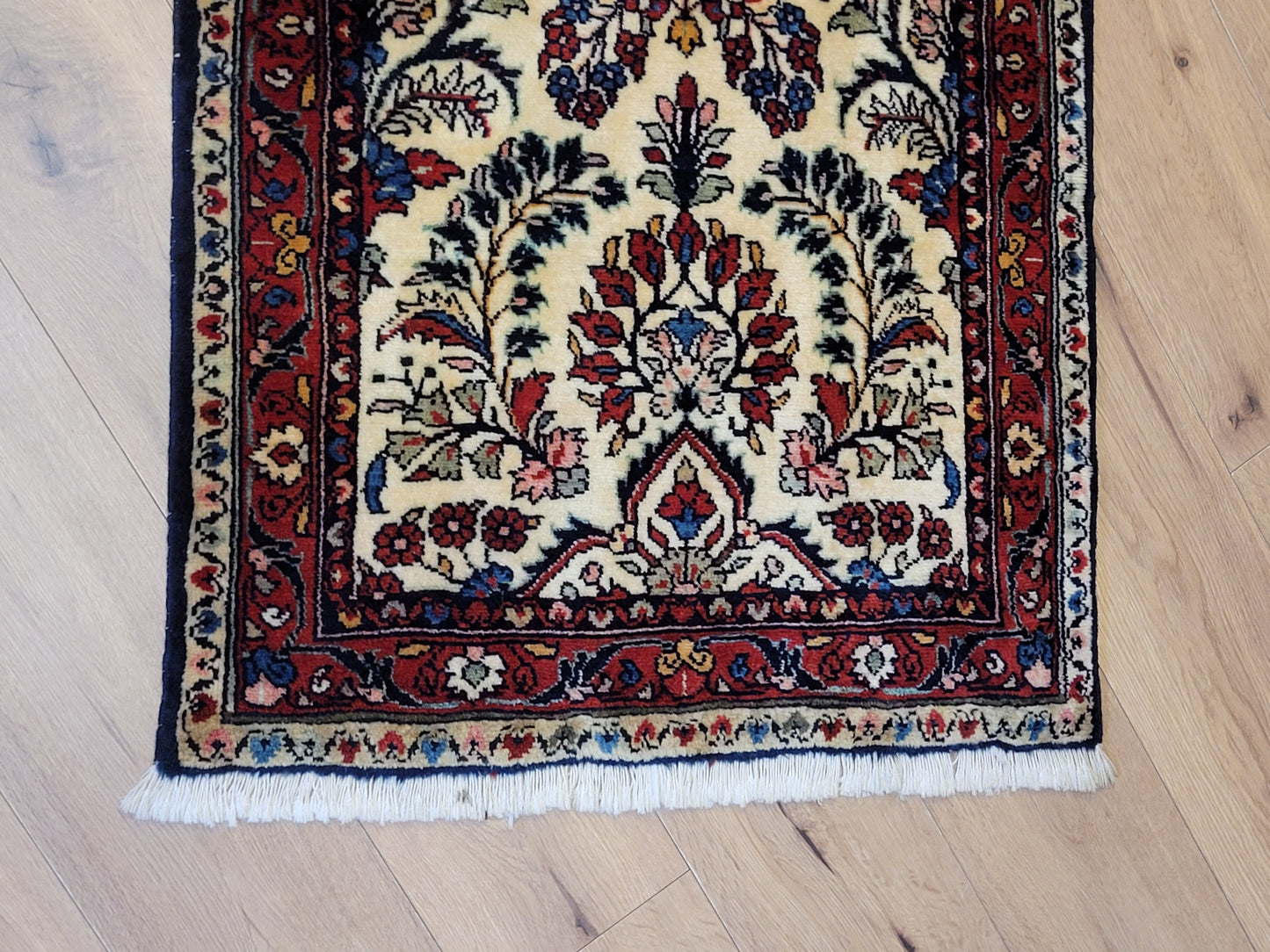 Sarough Perserteppich Läufer 210 × 75 cm – Korkwolle, florales Muster