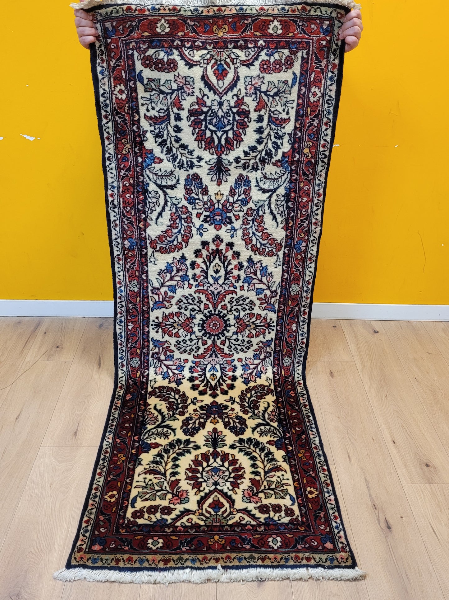 Sarough Perserteppich Läufer 210 × 75 cm – Korkwolle, florales Muster