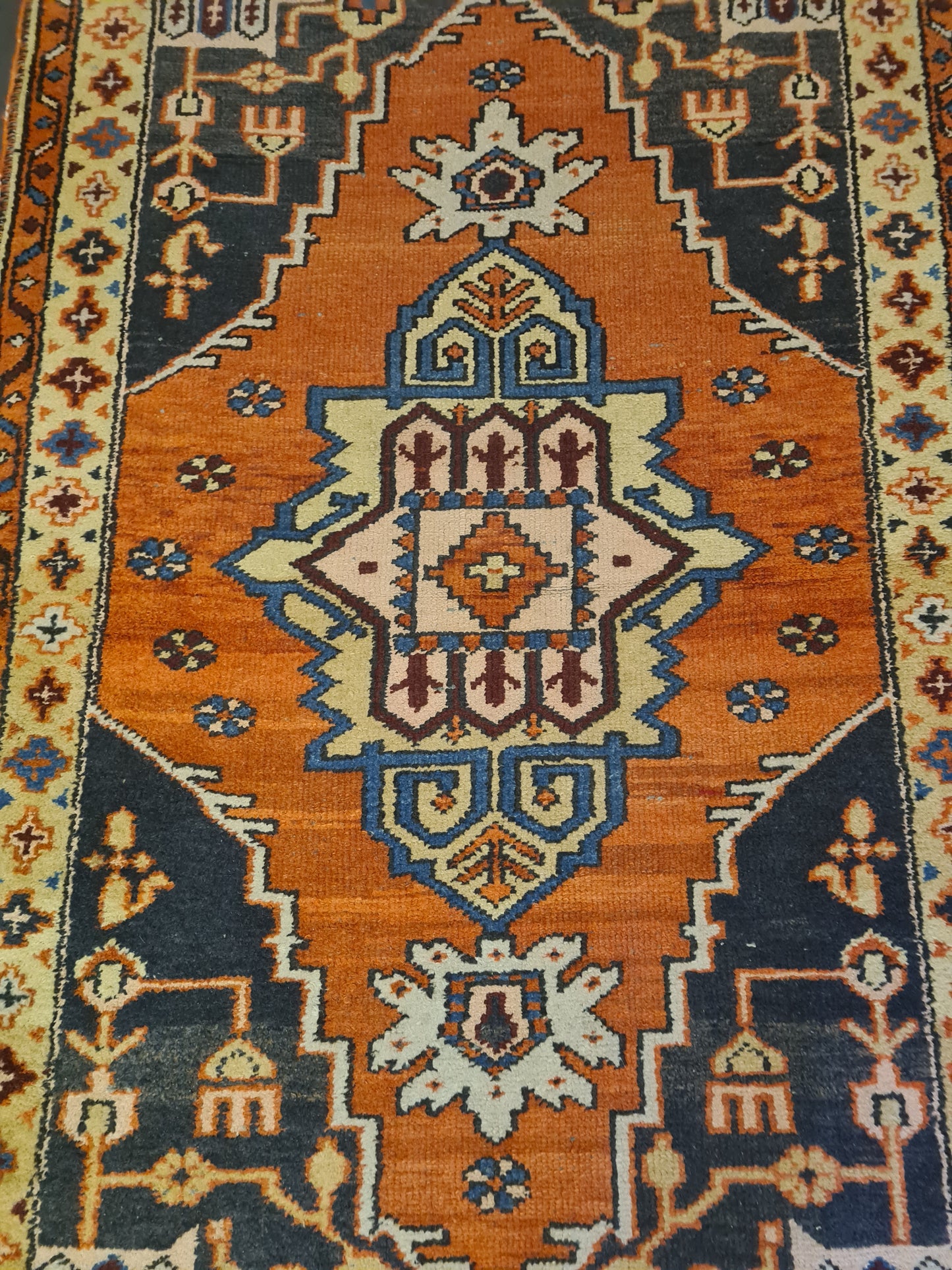 Perserteppich Orientteppich Handgeknüpfter Teppich Heris 175x110cm