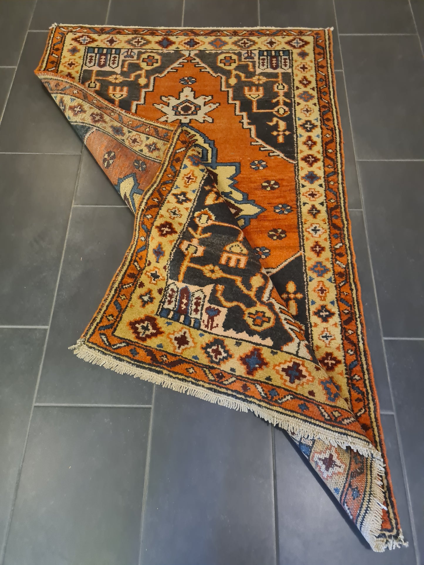 Perserteppich Orientteppich Handgeknüpfter Teppich Heris 175x110cm