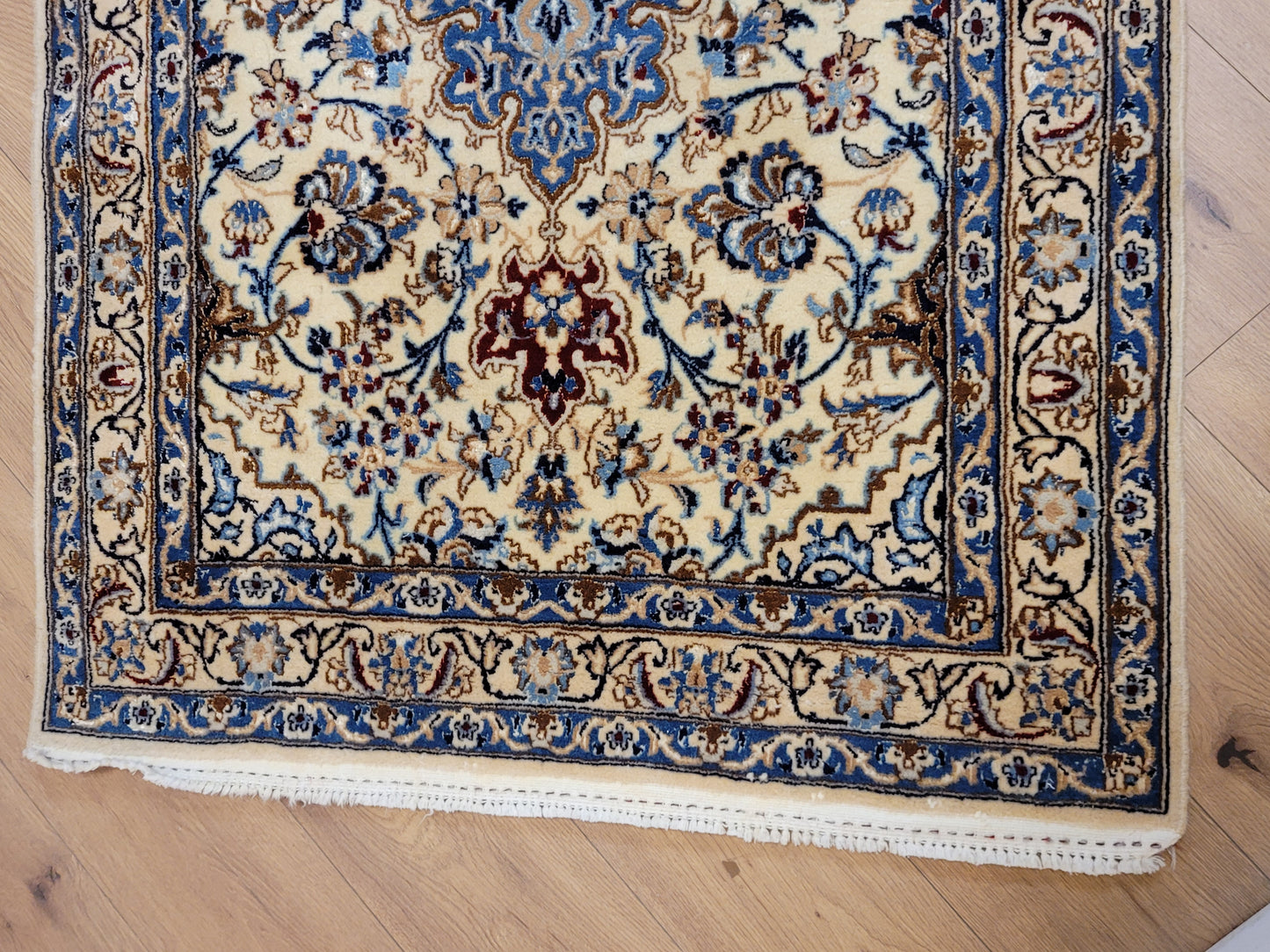 Nain Perserteppich Läufer – Korkwolle mit Seide, florales Design Orientteppich