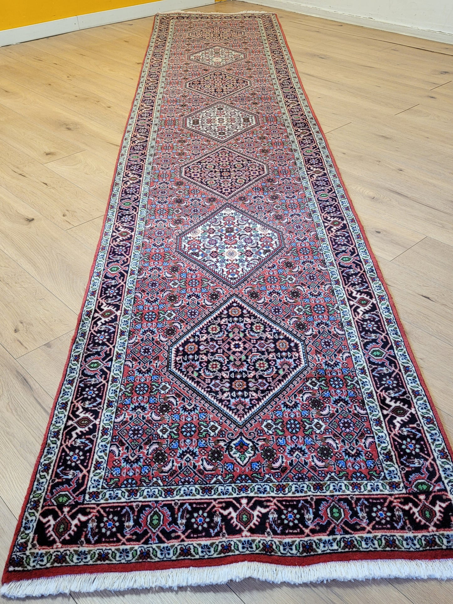 Handgeknüpfter Perser Teppich aus Korkwolle Bidjar Metallion