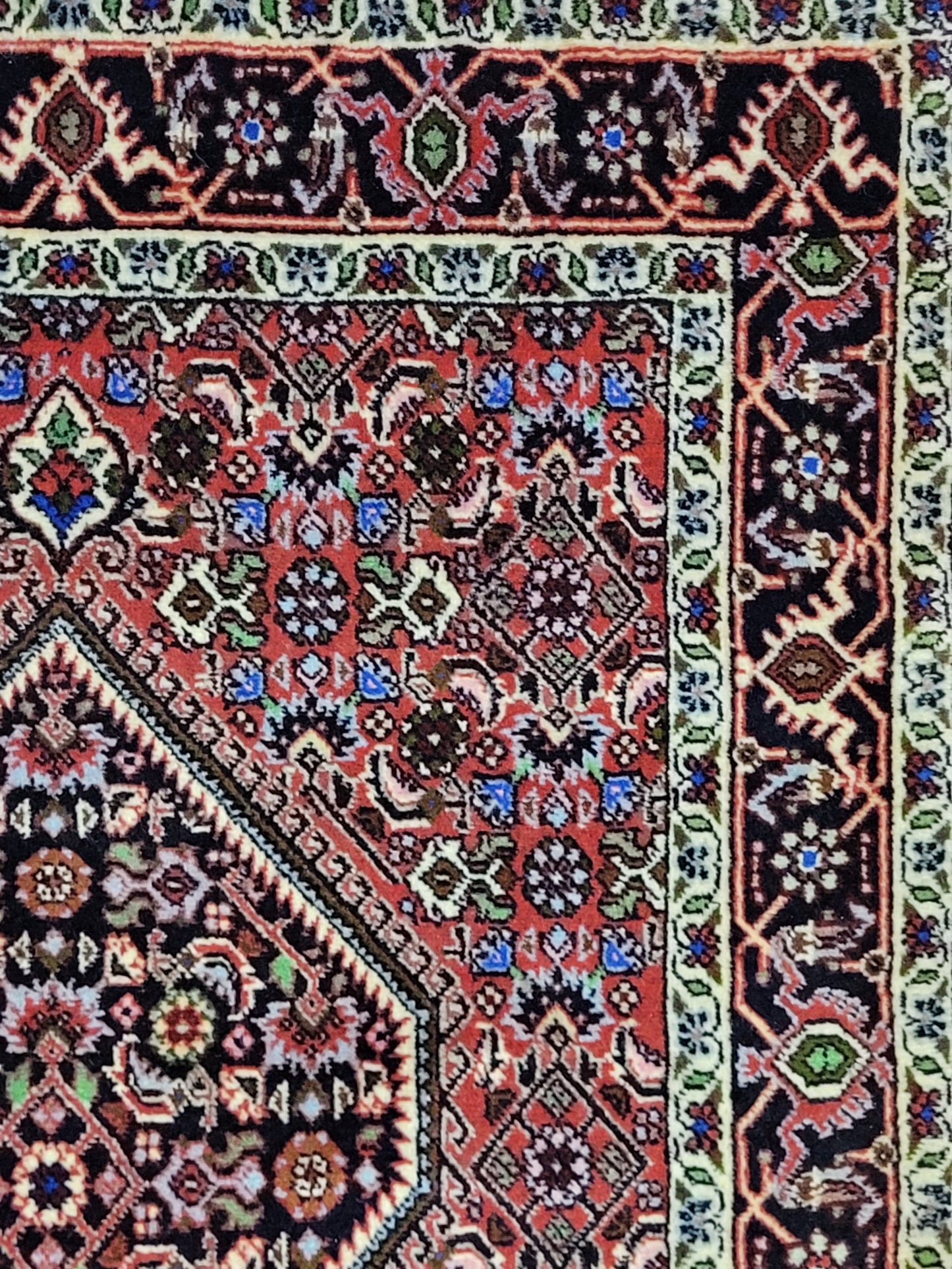 Handgeknüpfter Perser Teppich aus Korkwolle Bidjar Metallion