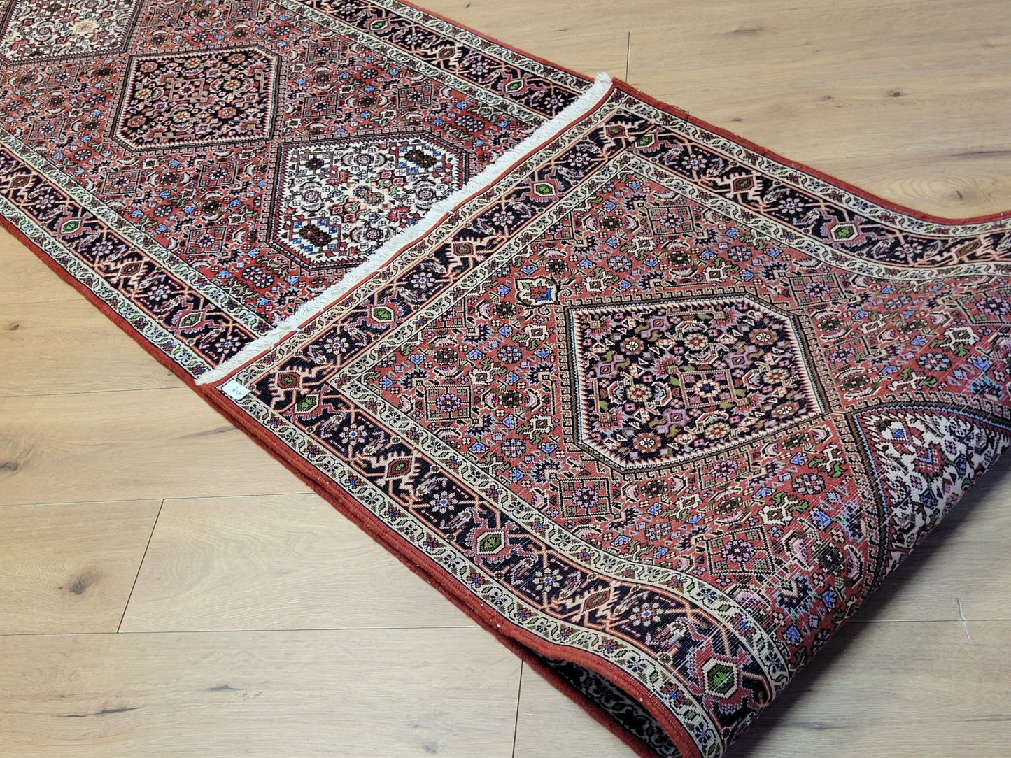 Handgeknüpfter Perser Teppich aus Korkwolle Bidjar Metallion