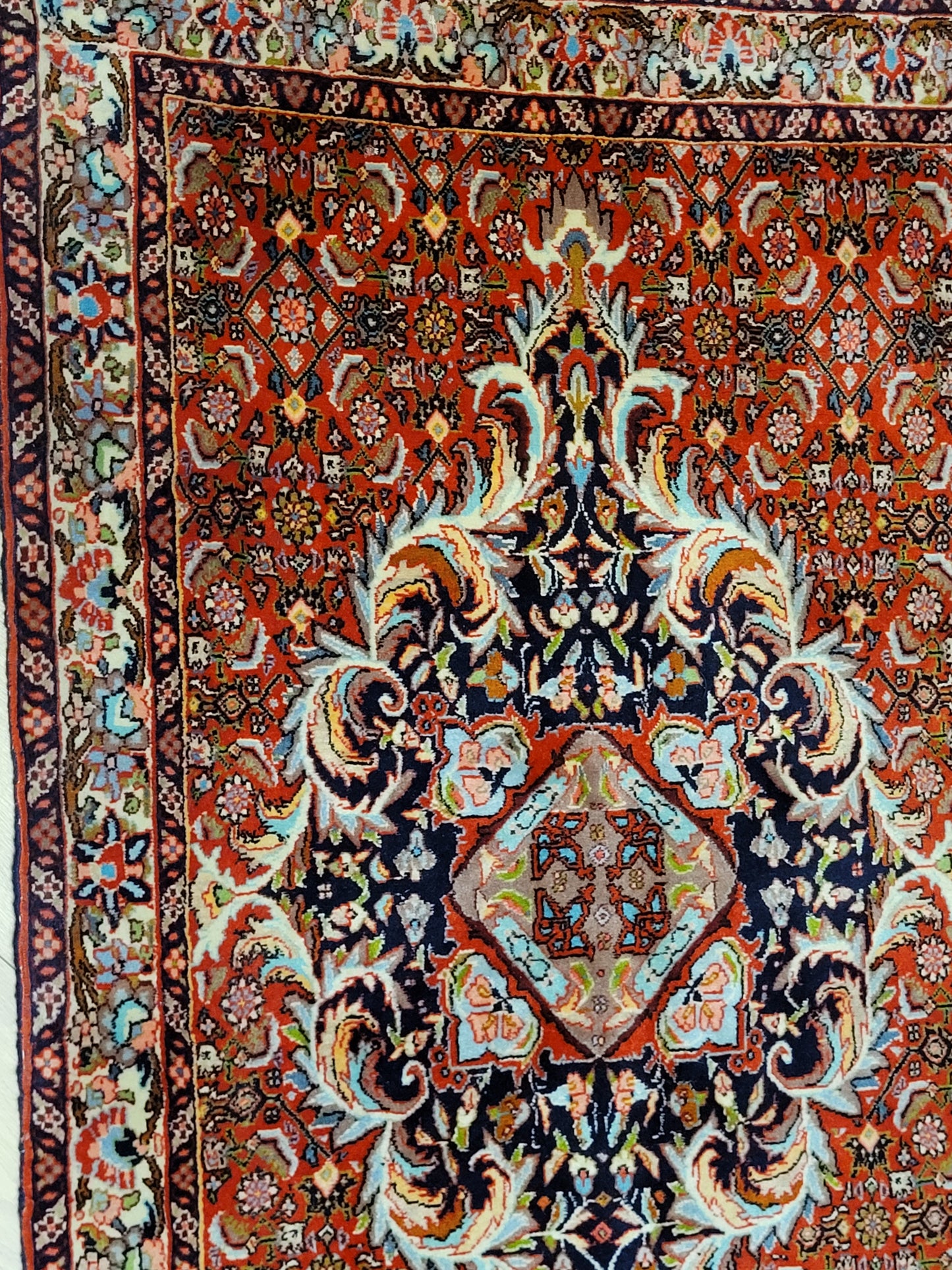 Handgeknüpfter Bidjar-Perser Teppich aus Korkwolle – Traditionelles Muster