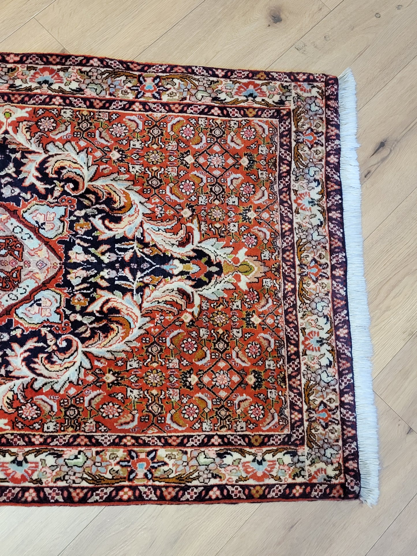 Handgeknüpfter Bidjar-Perser Teppich aus Korkwolle – Traditionelles Muster