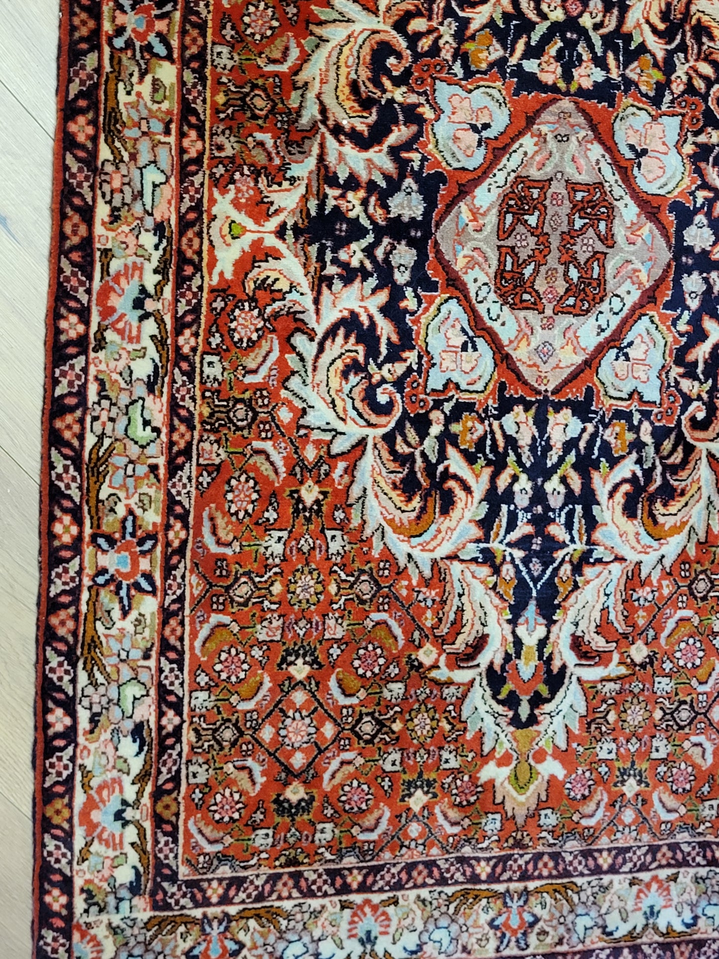 Handgeknüpfter Bidjar-Perser Teppich aus Korkwolle – Traditionelles Muster