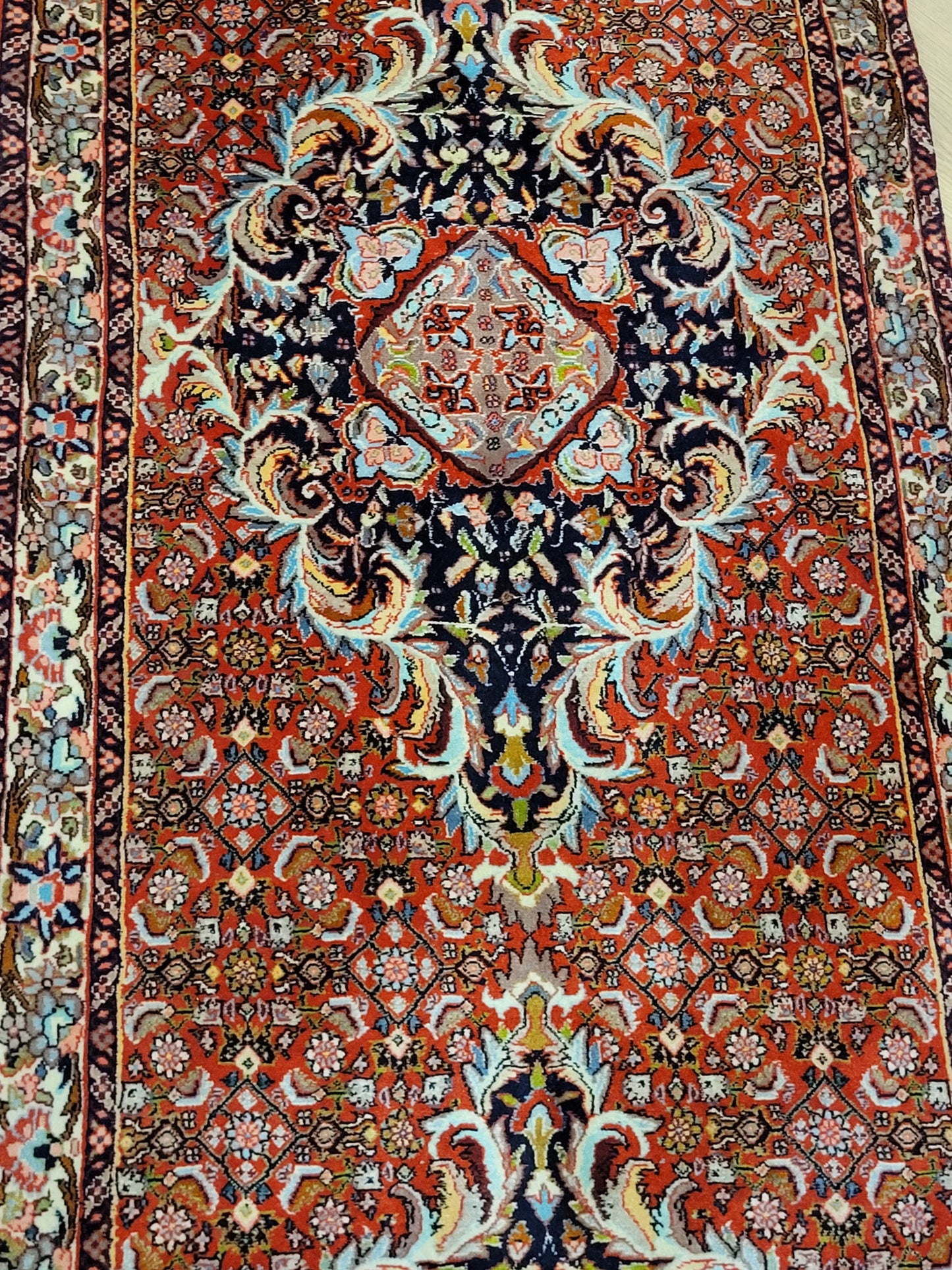 Handgeknüpfter Bidjar-Perser Teppich aus Korkwolle – Traditionelles Muster