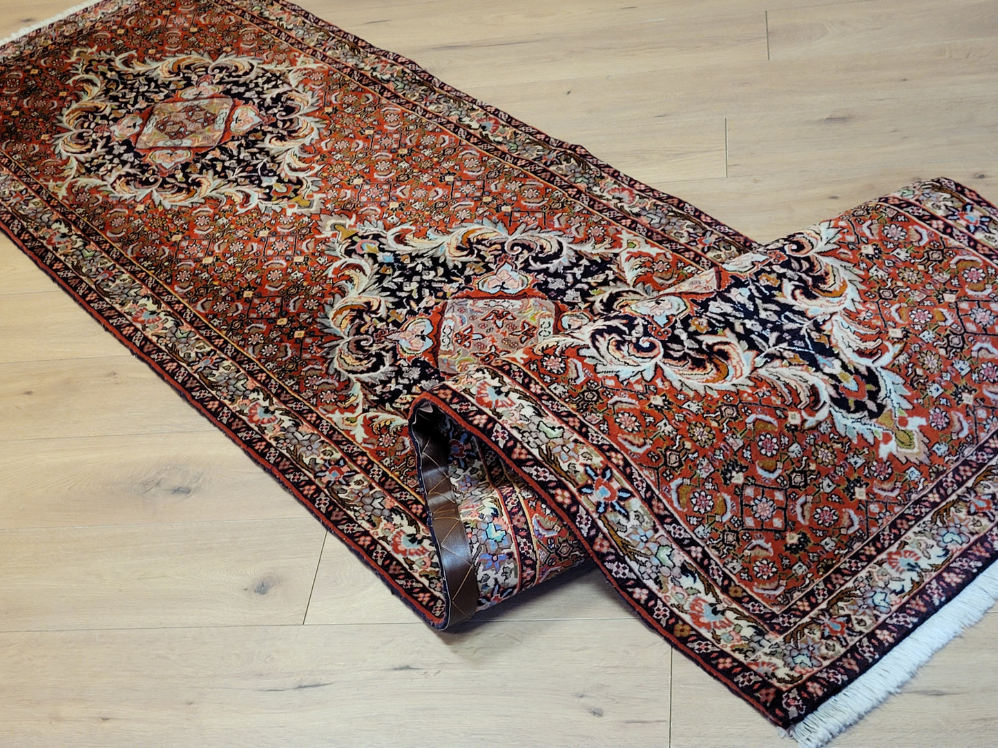 Handgeknüpfter Bidjar-Perser Teppich aus Korkwolle – Traditionelles Muster