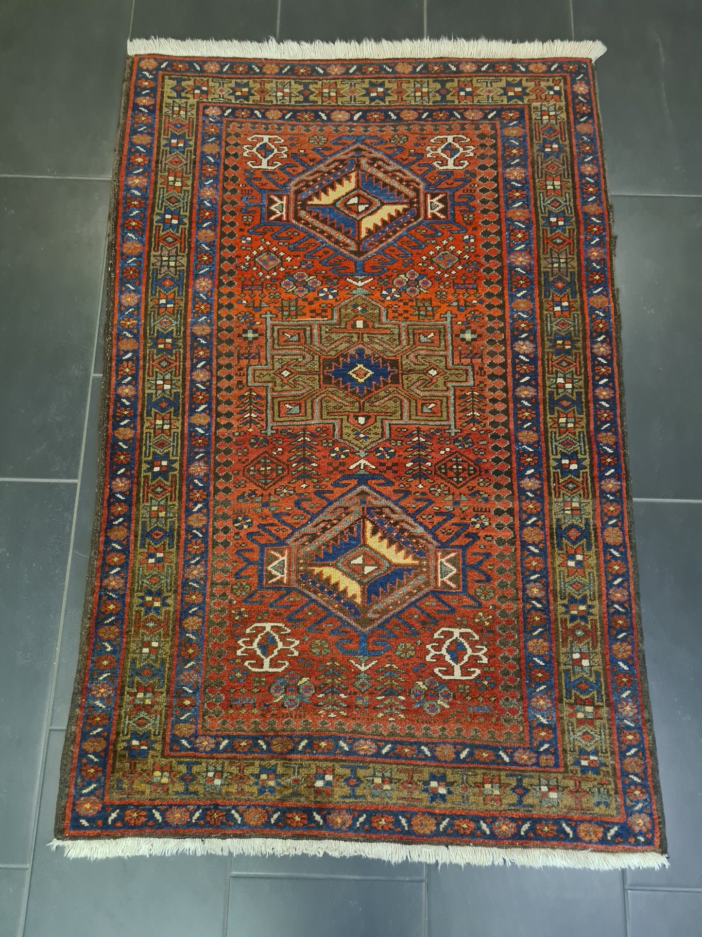 Perserteppich Orientteppich Handgeknüpfter Teppich Heris 145x95cm