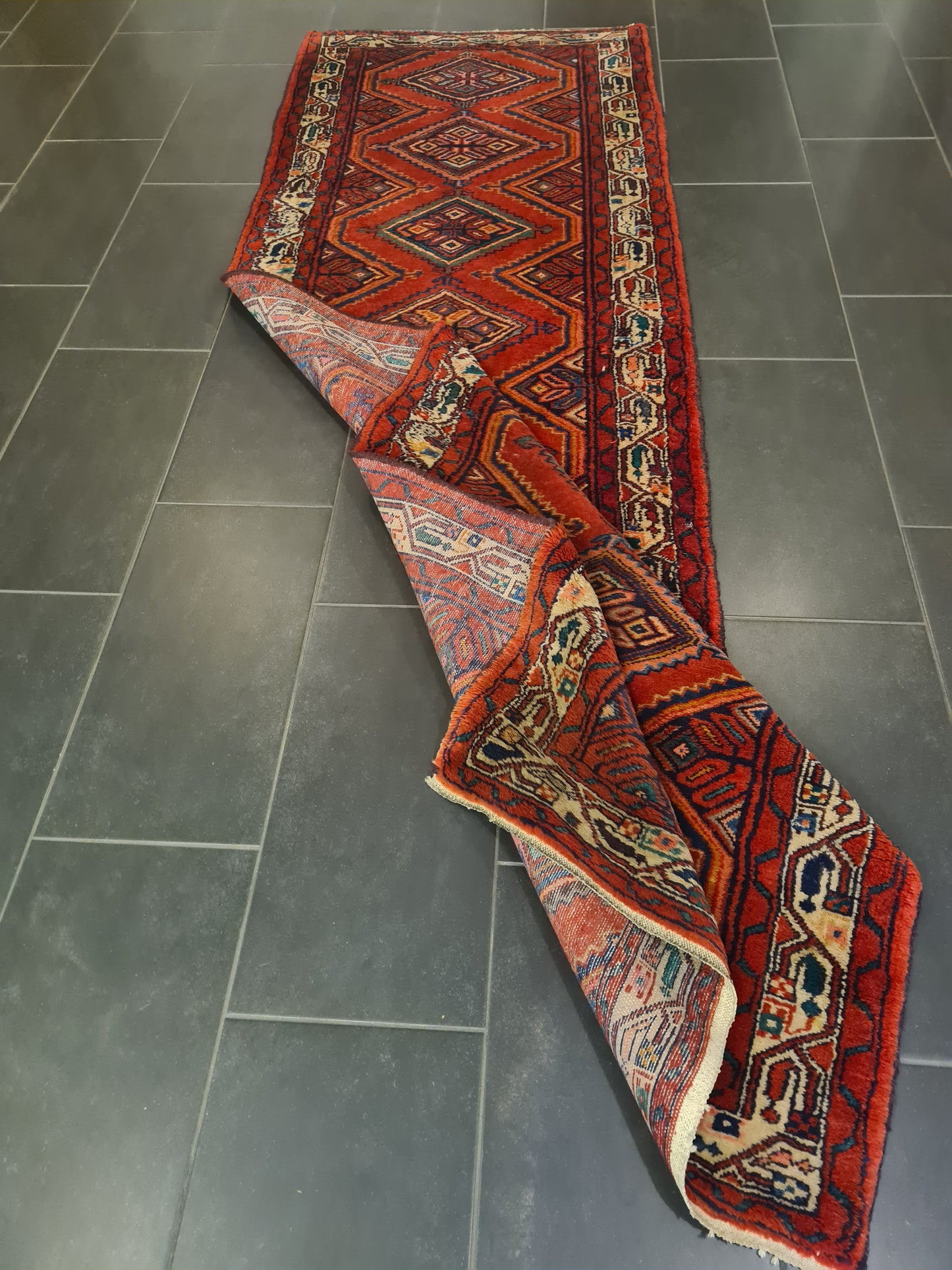 Perserteppich Orientteppich Handgeknüpfter Teppich Malaya 300x95cm