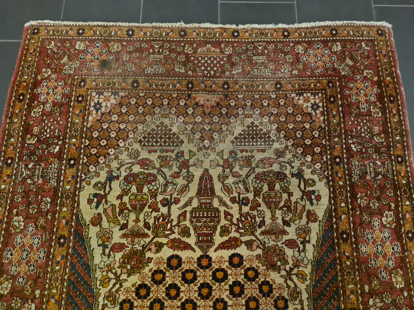Perserteppich Orientteppich Handgeknüpfter Teppich Isfahan 220x140cm